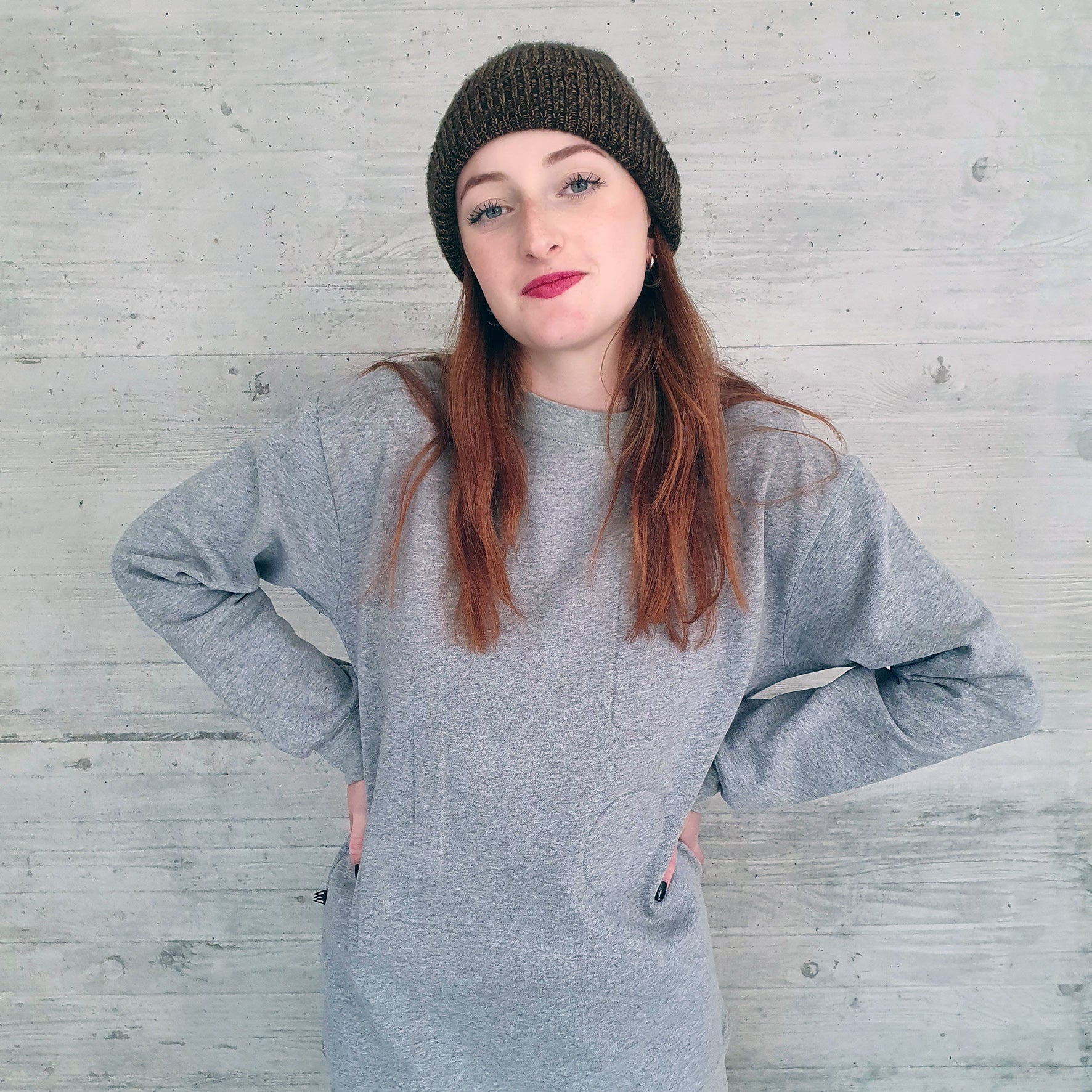 Sweat Arya Gris