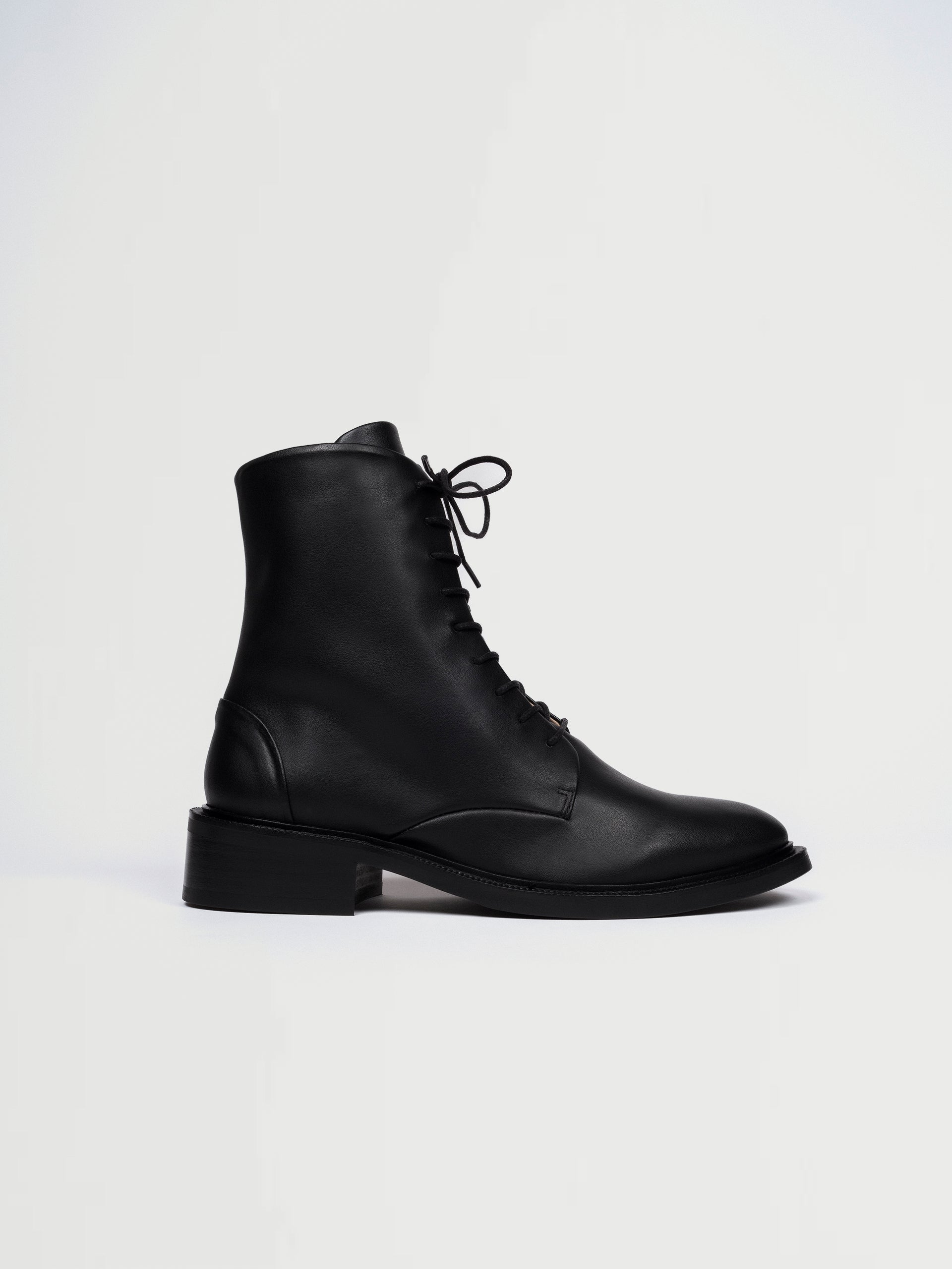 Bottines noires vegan