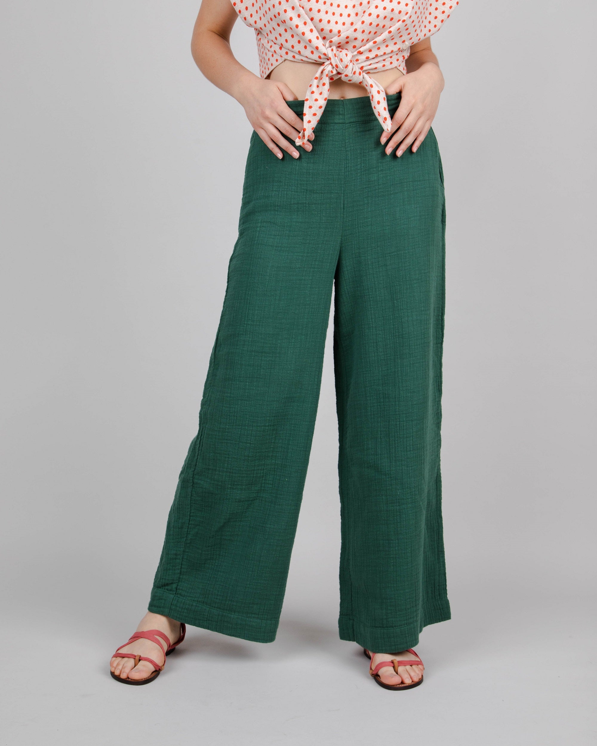 Pantalon ample pour femme vert en coton bio 