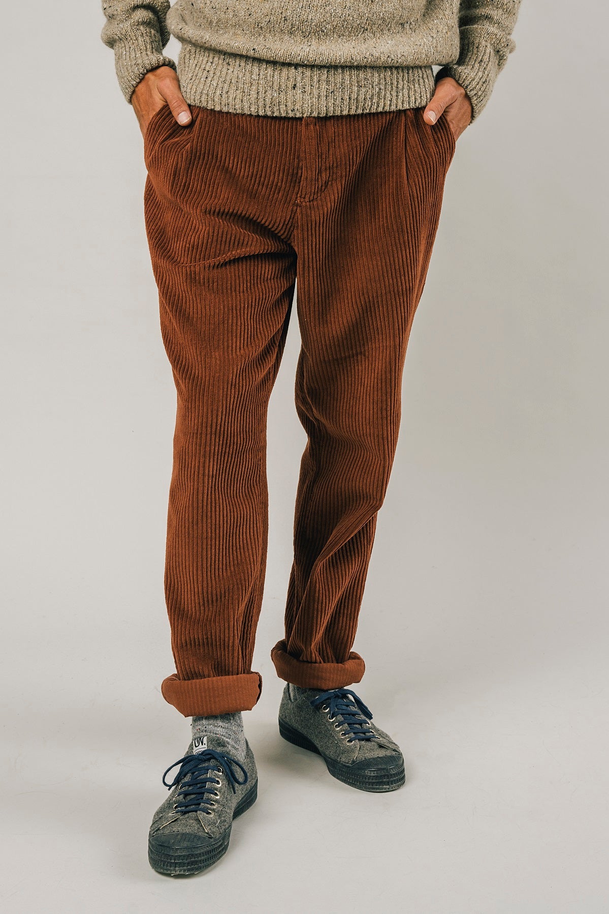 Pantalon homme velours côtelé cuivre