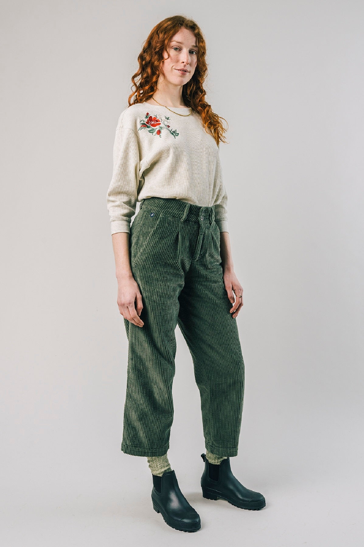 Pantalon en velours côtelé vert