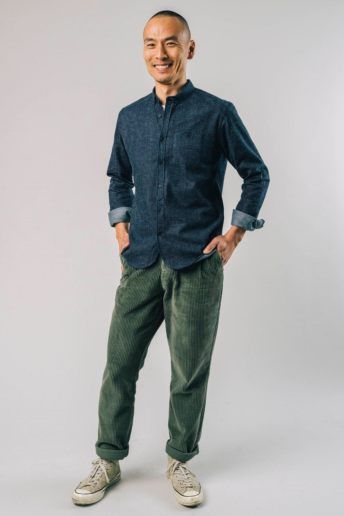 Chino velours côtelé vert en coton bio