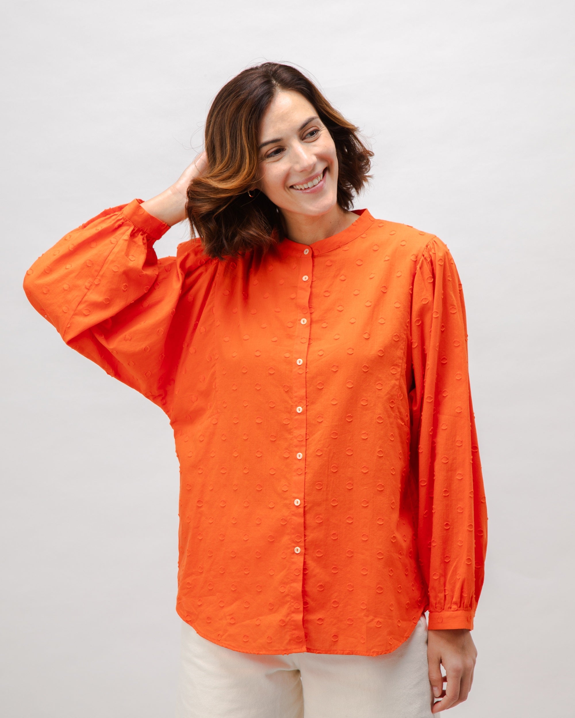 Chemisier romantique orange à pois