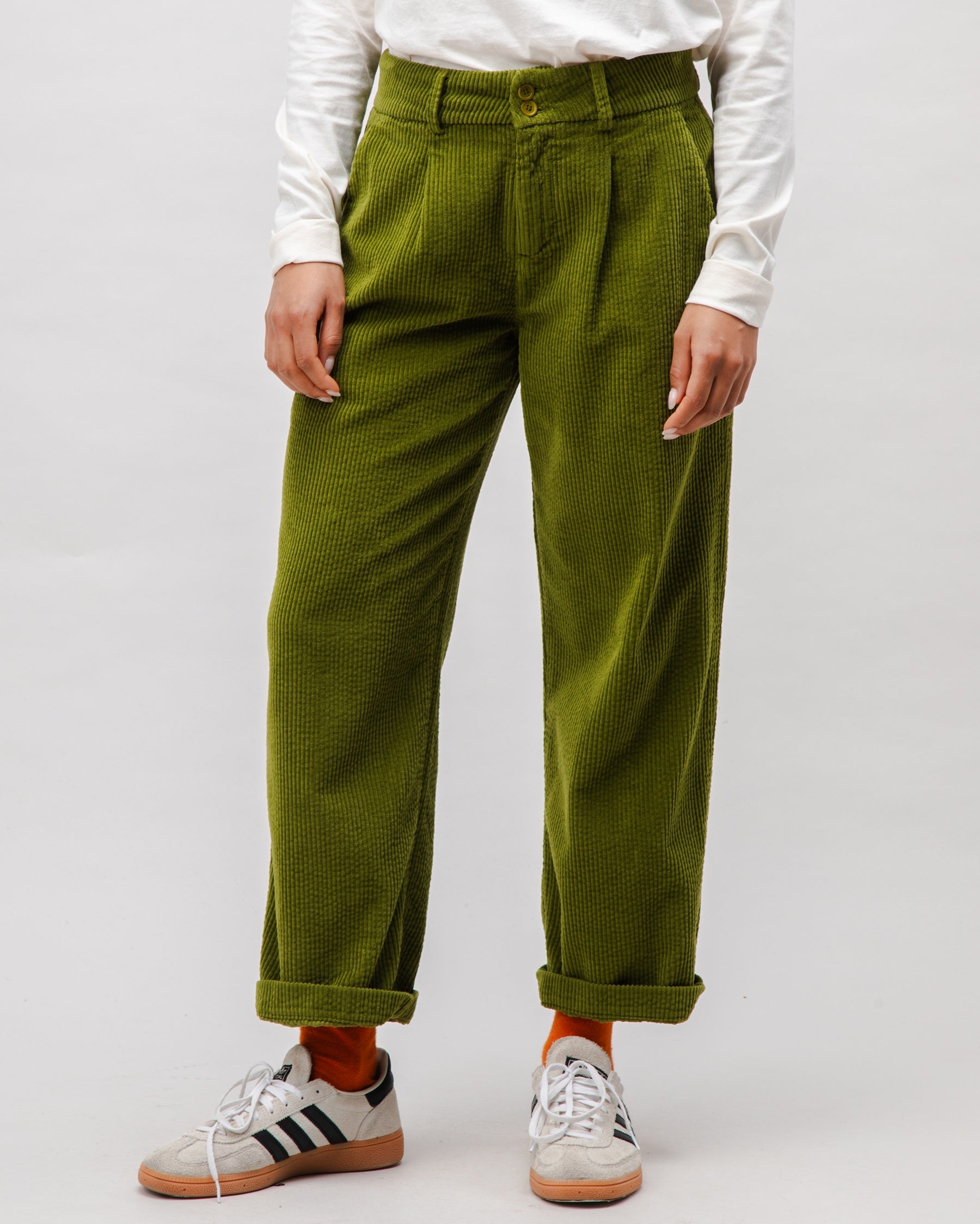 Grüne Damen-Cordhose