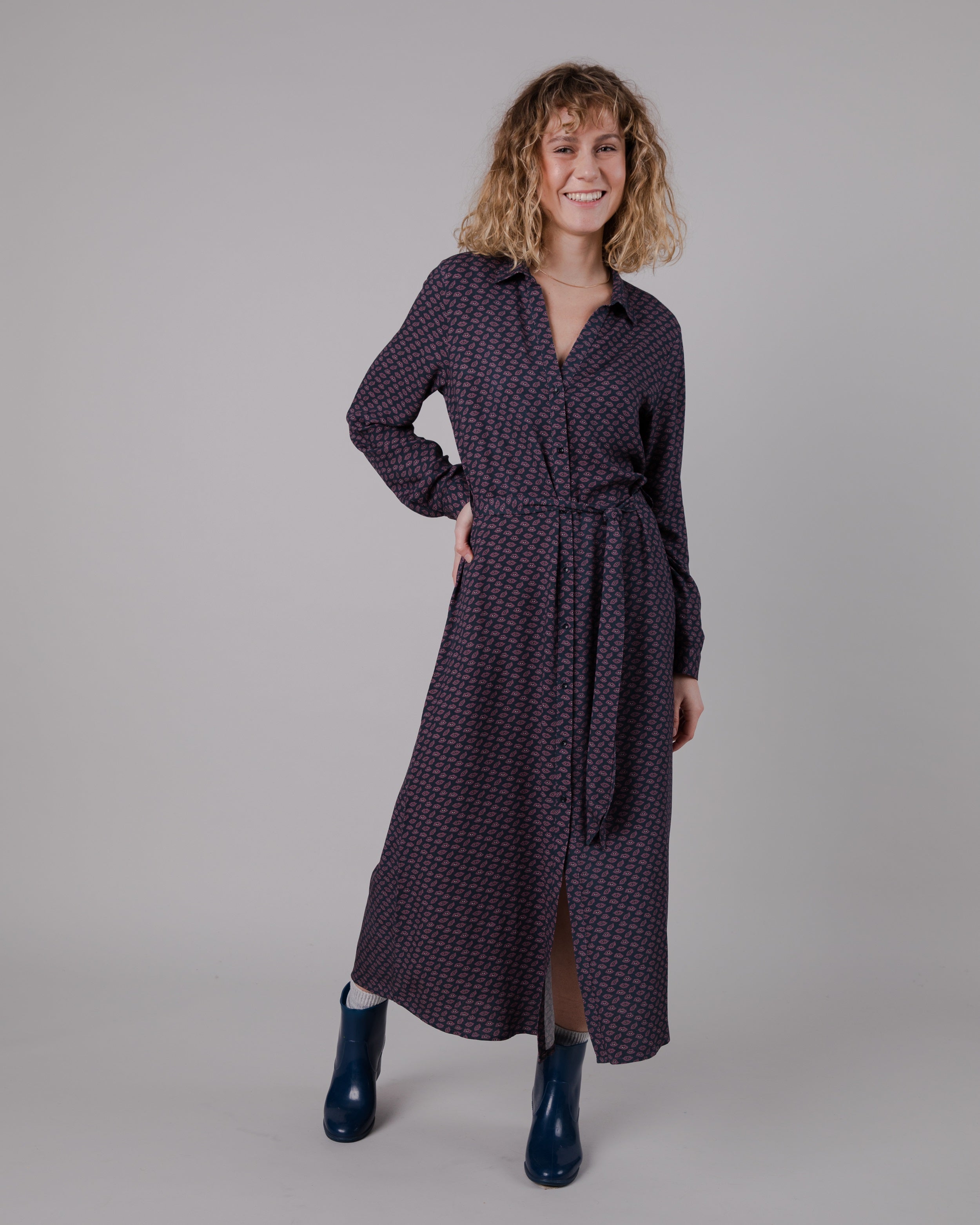V-neck long dress Plum Lips