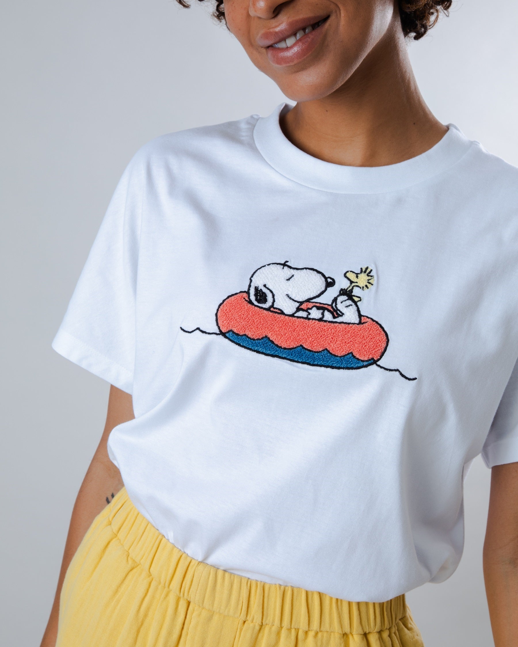 Women Oversize Tee Peanuts Floating