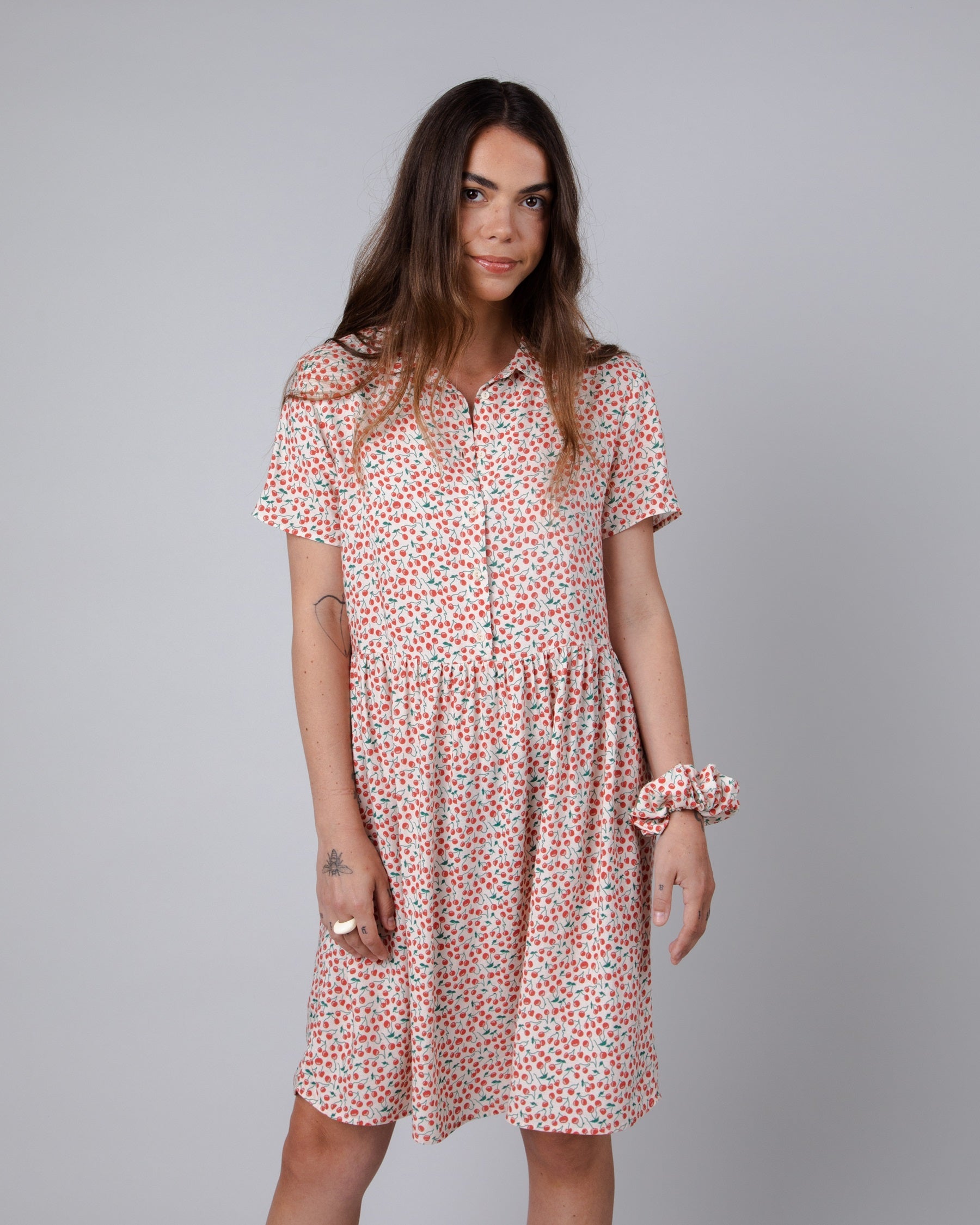 Loose short dress Cherry Sand