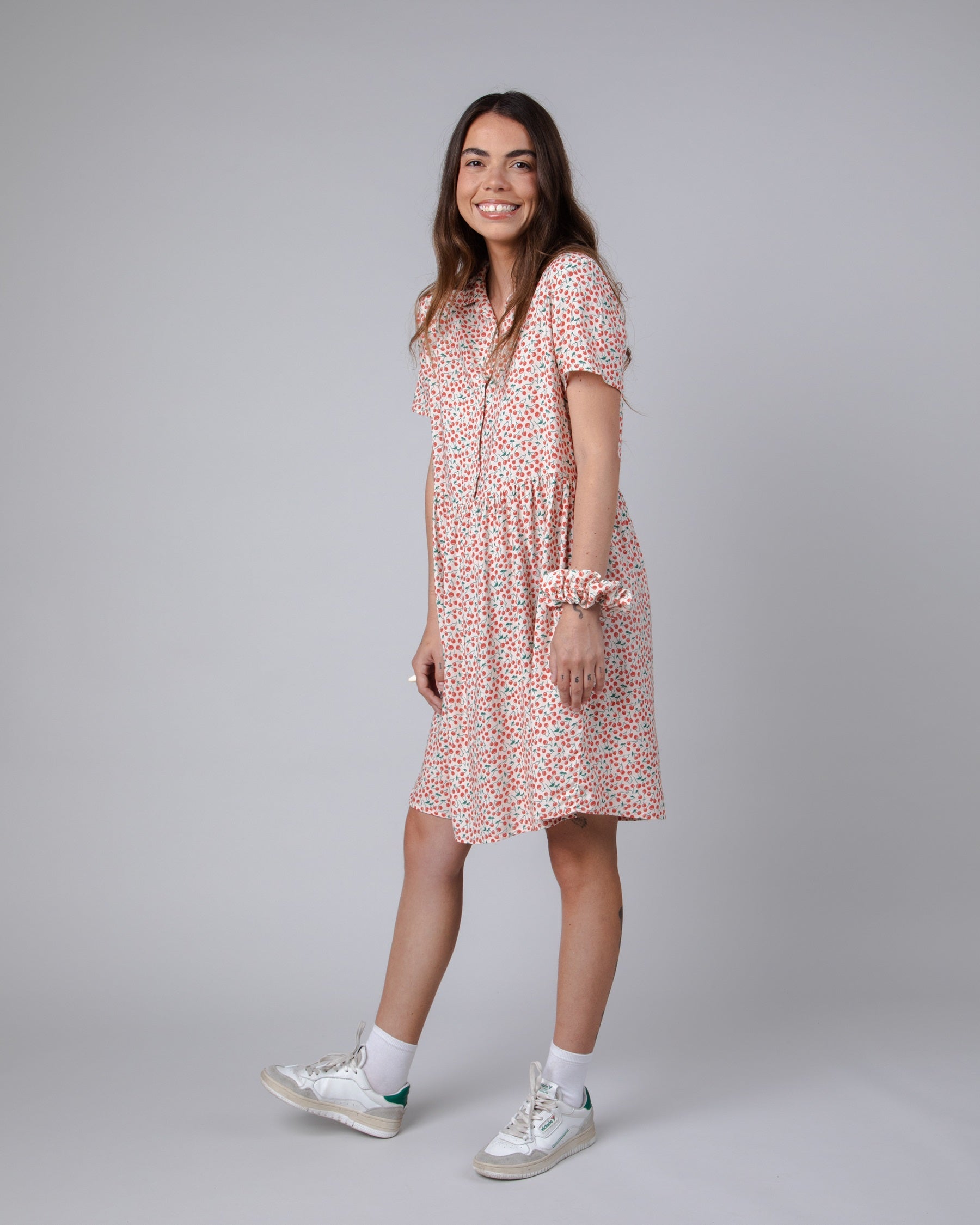 Loose short dress Cherry Sand