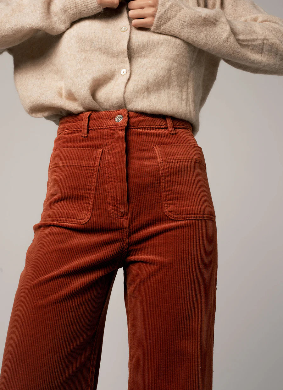 Hose Jane Rost