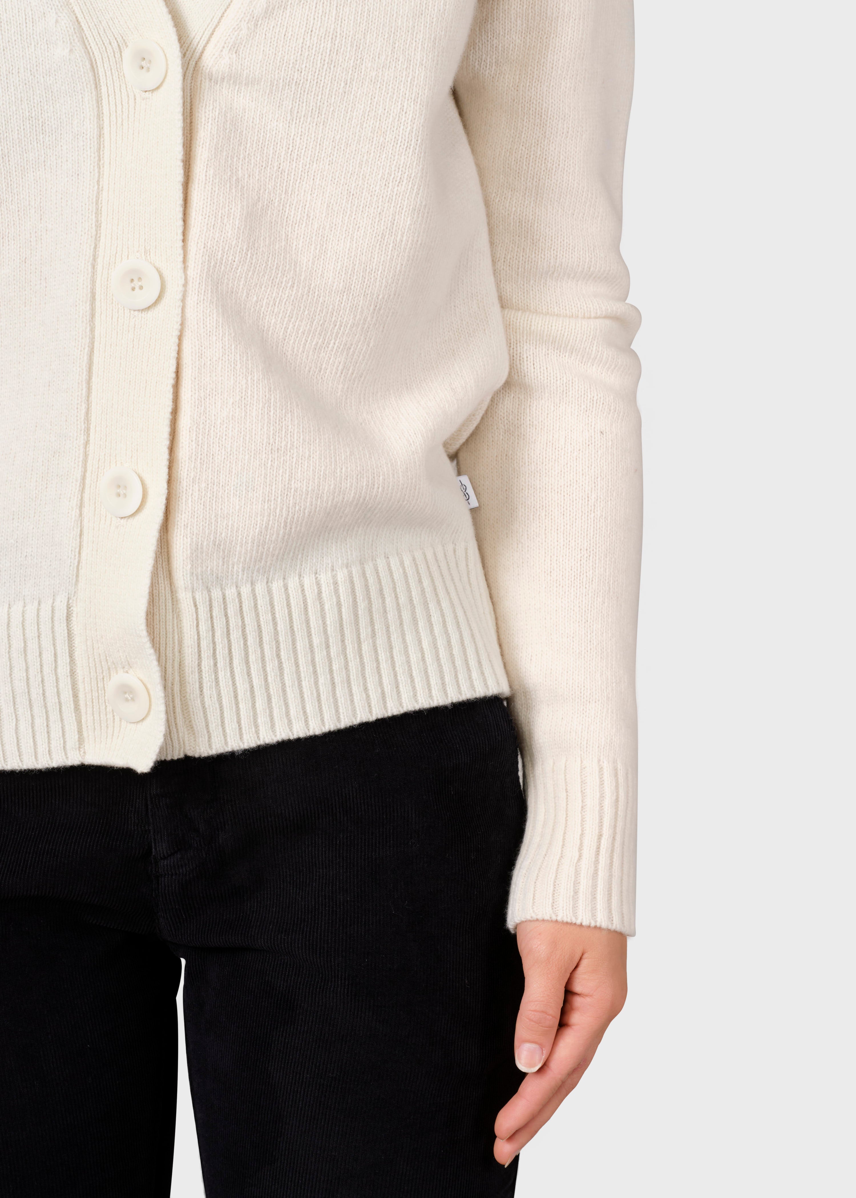 Damen Cardigan aus Merinowolle Wilma Ekru
