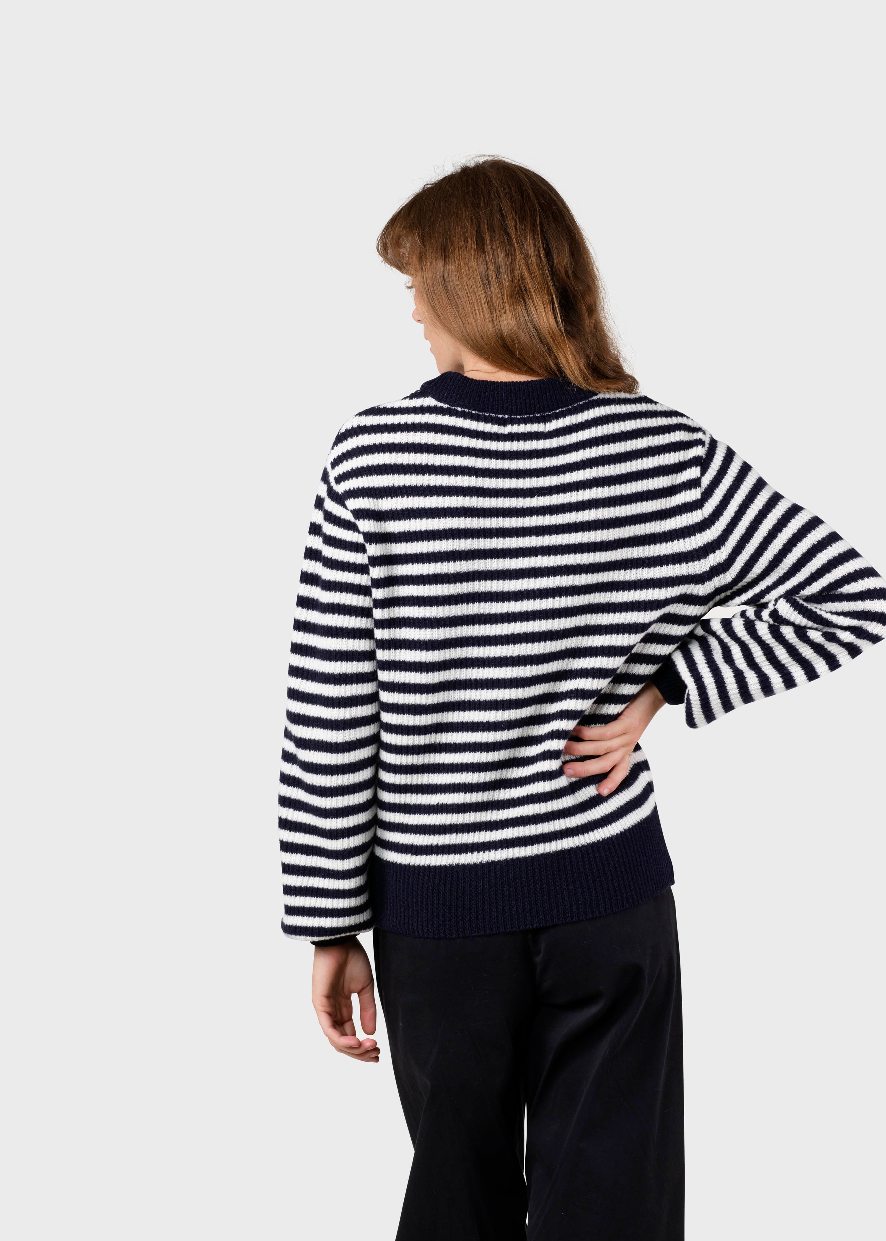 Pull Gunilla navy