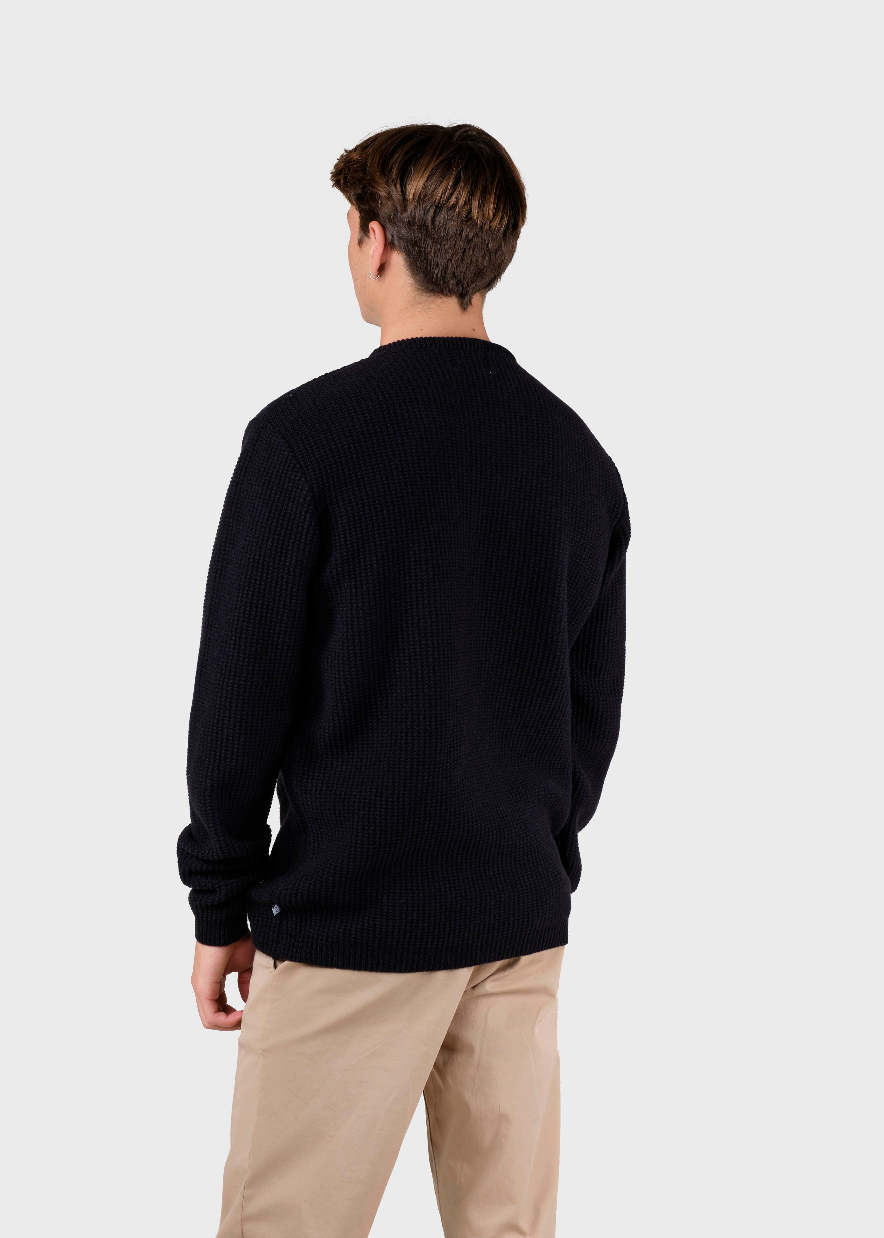 Frede Black Sweater