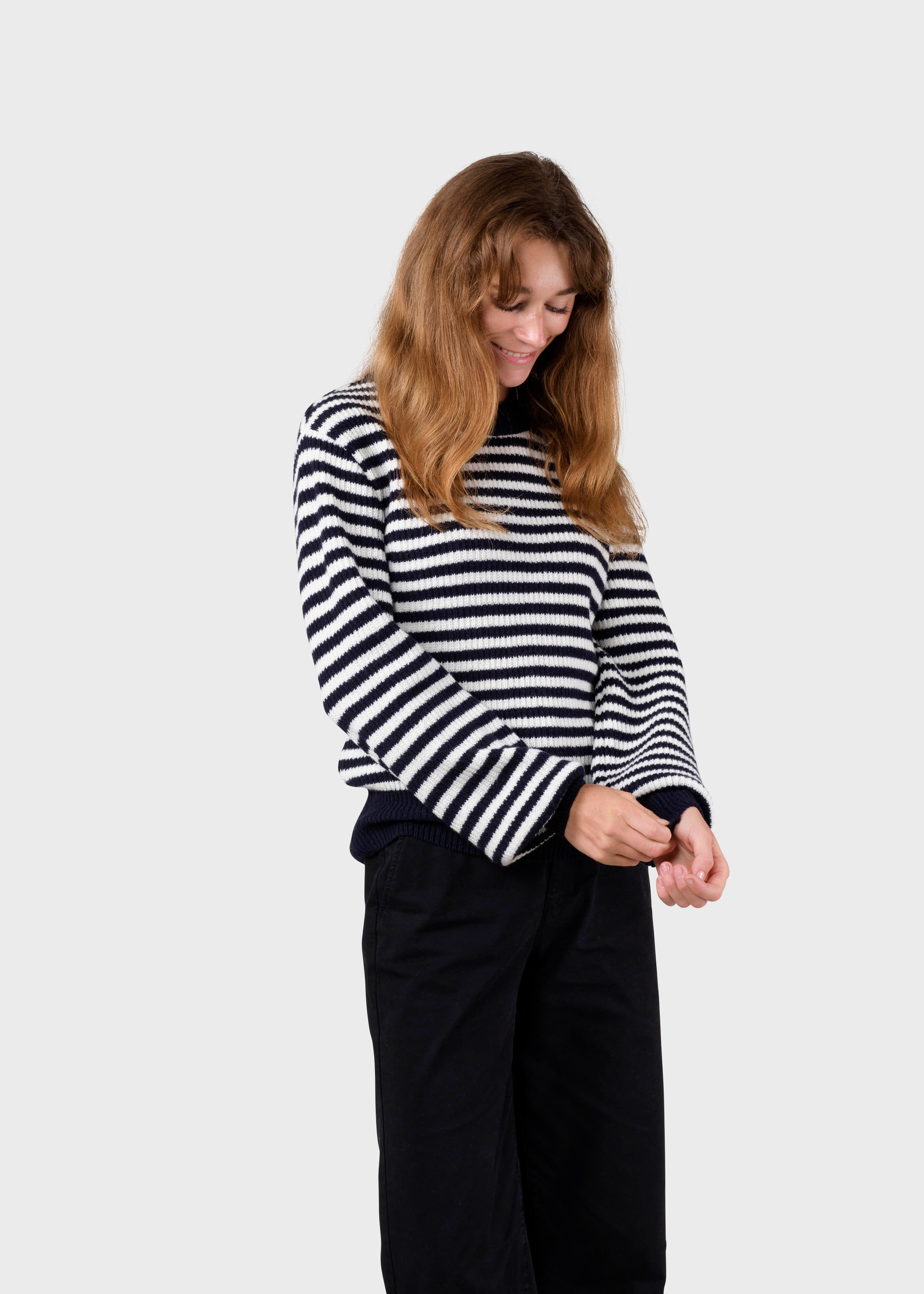Pull Gunilla navy