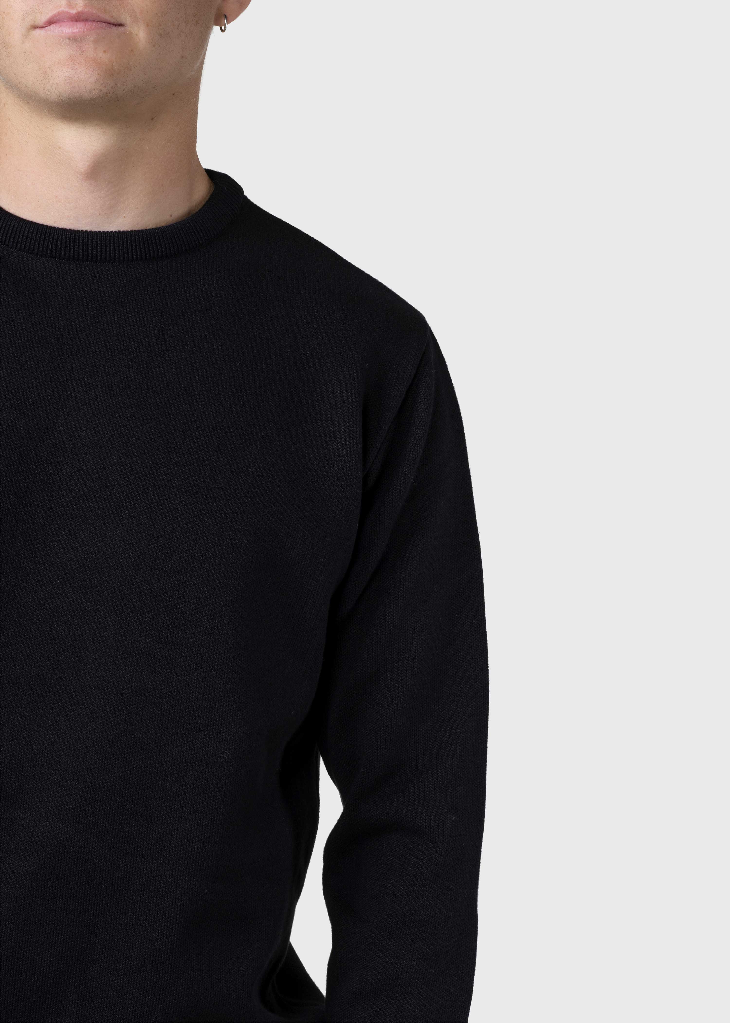 Basic black organic cotton knit