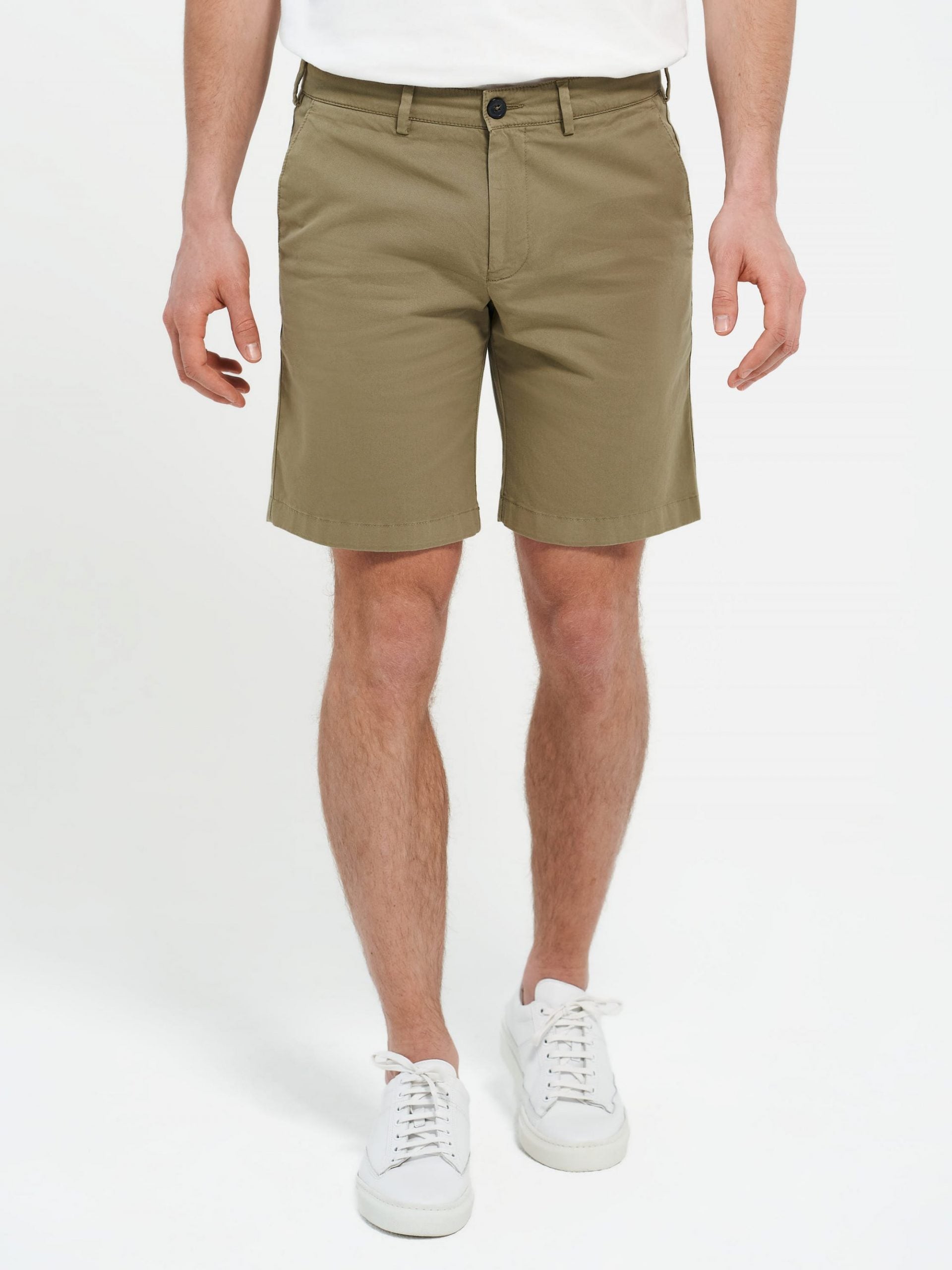 Short Kaki