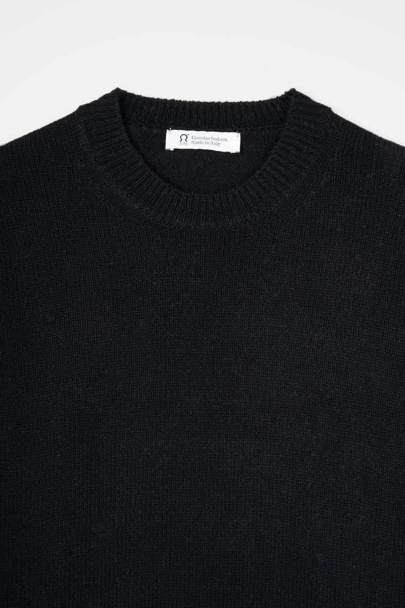 Cashmere sweater Edda black c