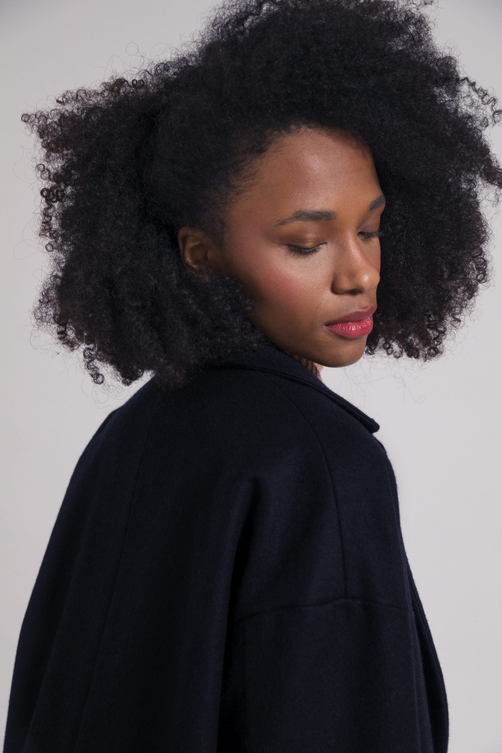 Manteau long en laine recyclée MARA marine