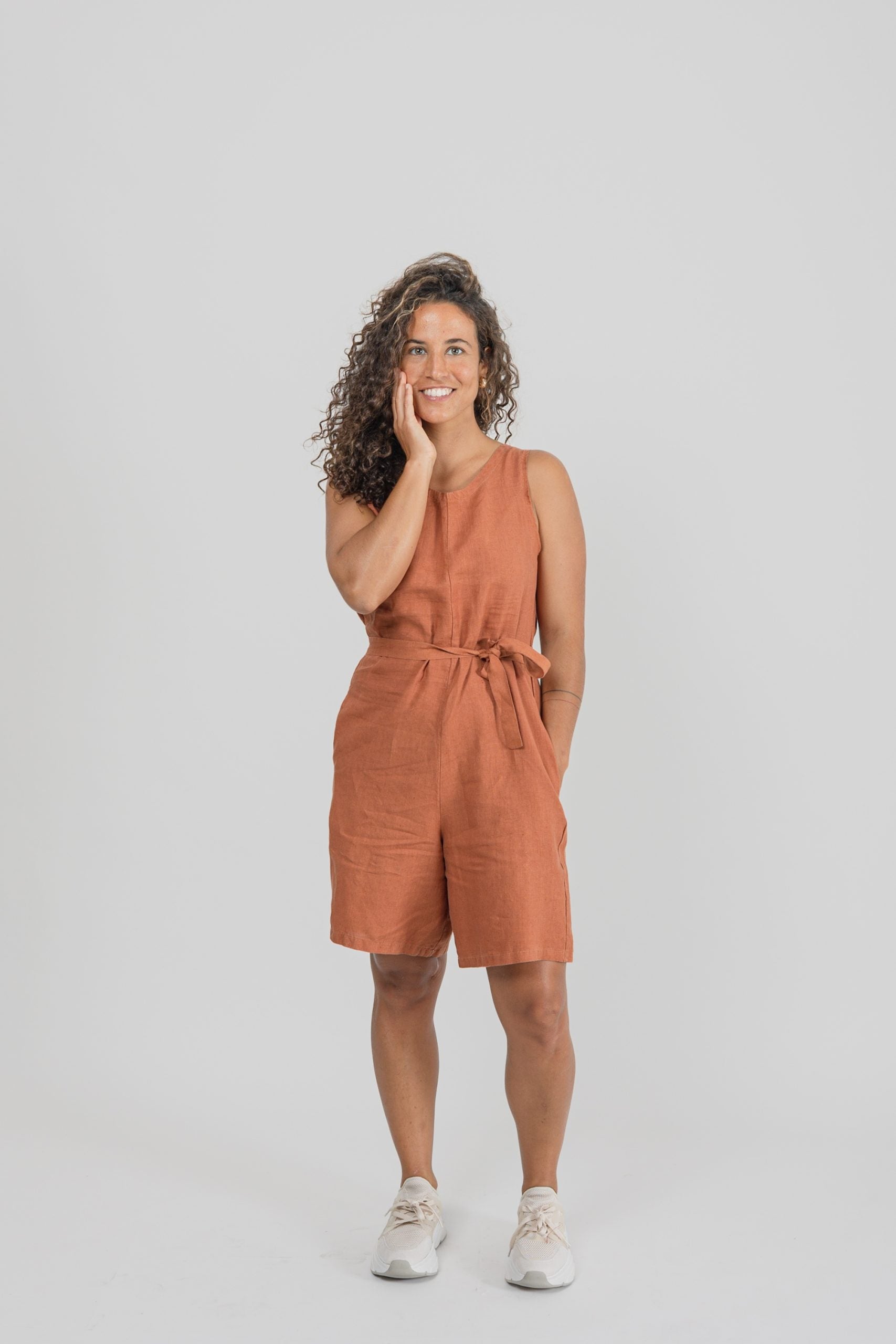 Salopette courte femme en lin Daisy Terracotta