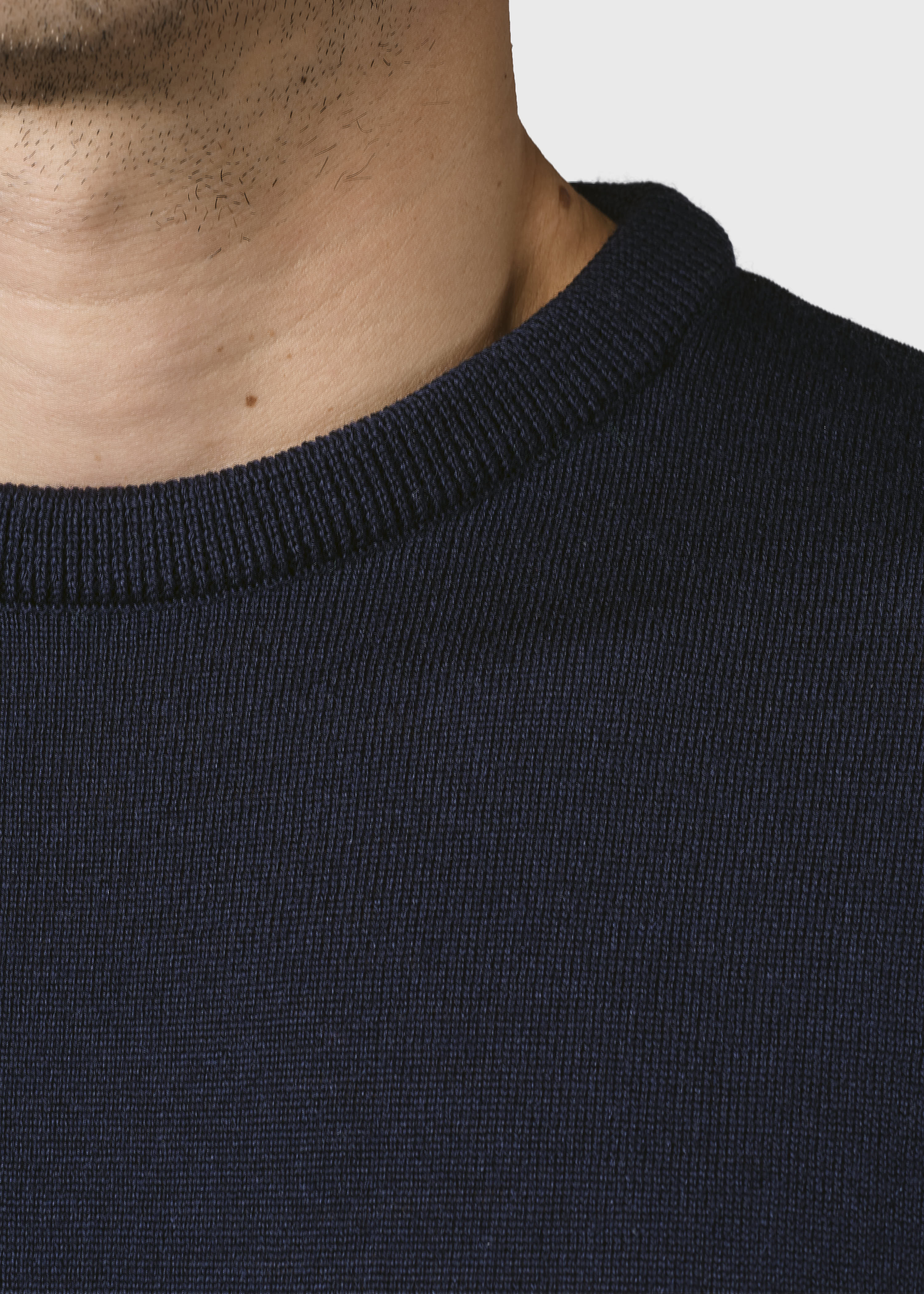 Pull fin Homme Bleu Marine en Laine Mérinos