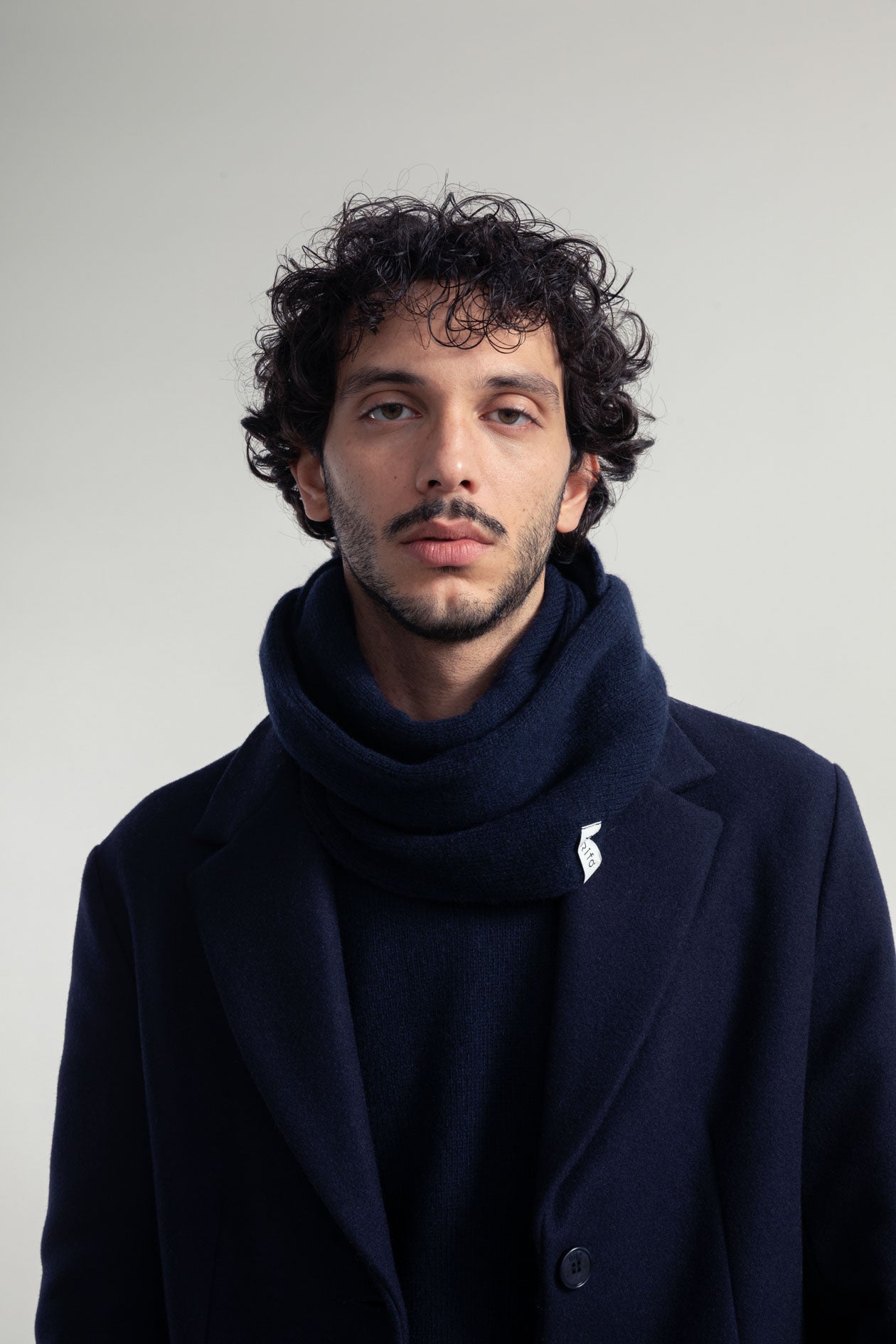 Halswärmer aus recycelter Wolle Mima Navy