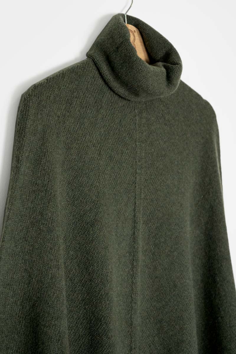 Cashmere Poncho Elisabetta Green