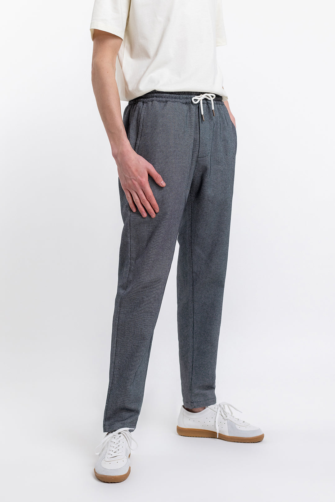 Pantalon décontracté unisexe noir à carreaux