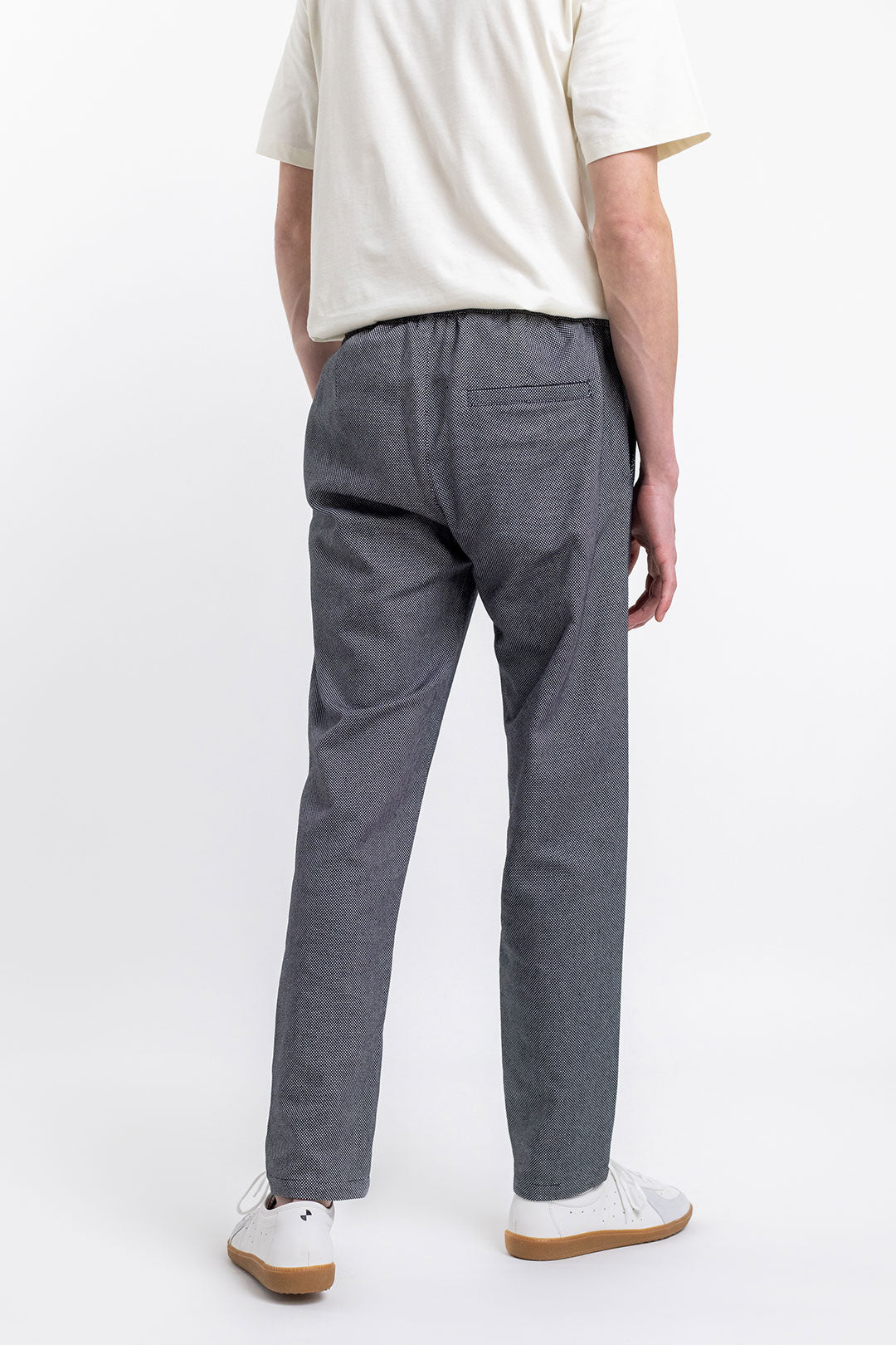 Pantalon décontracté unisexe noir à carreaux
