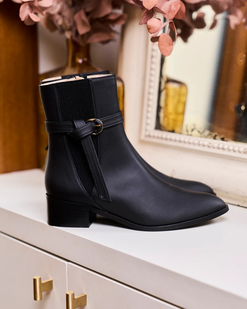 Black Ankle Boots Signature