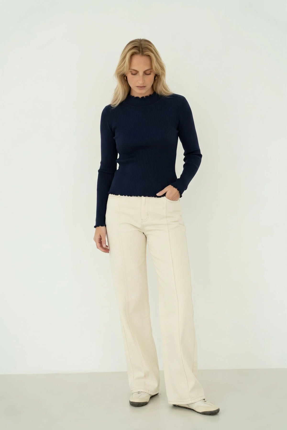 Top Ava Navy