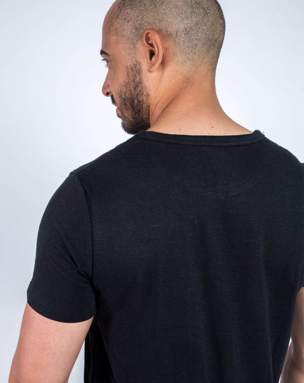 T-shirt Lin Zumoi Noir