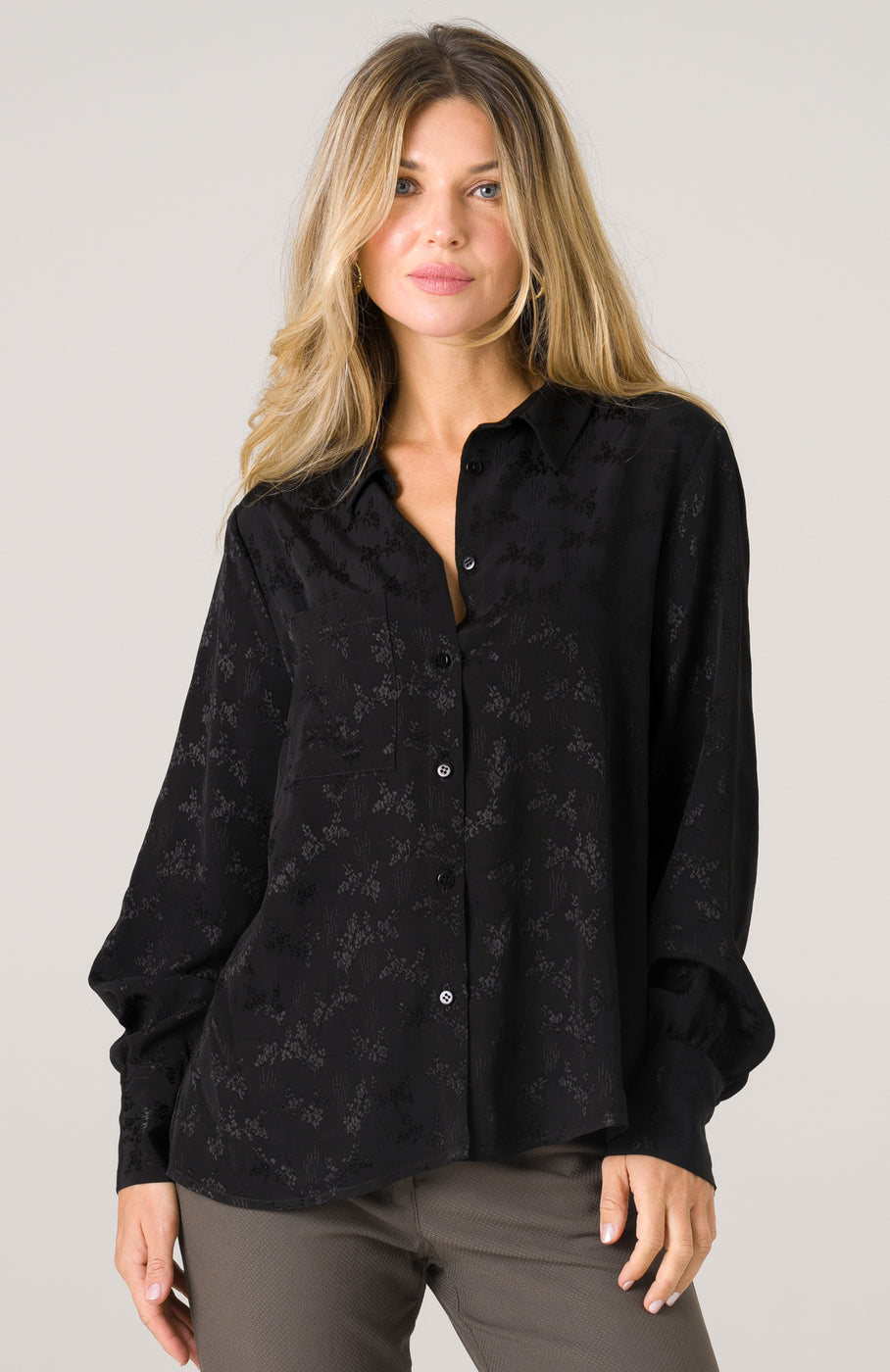 Black Blouse Kauri