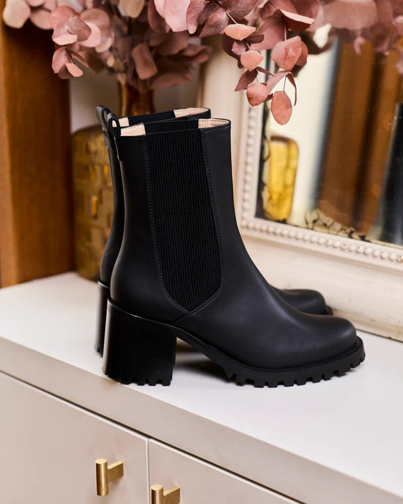 Stiefeletten Eugenie Schwarz