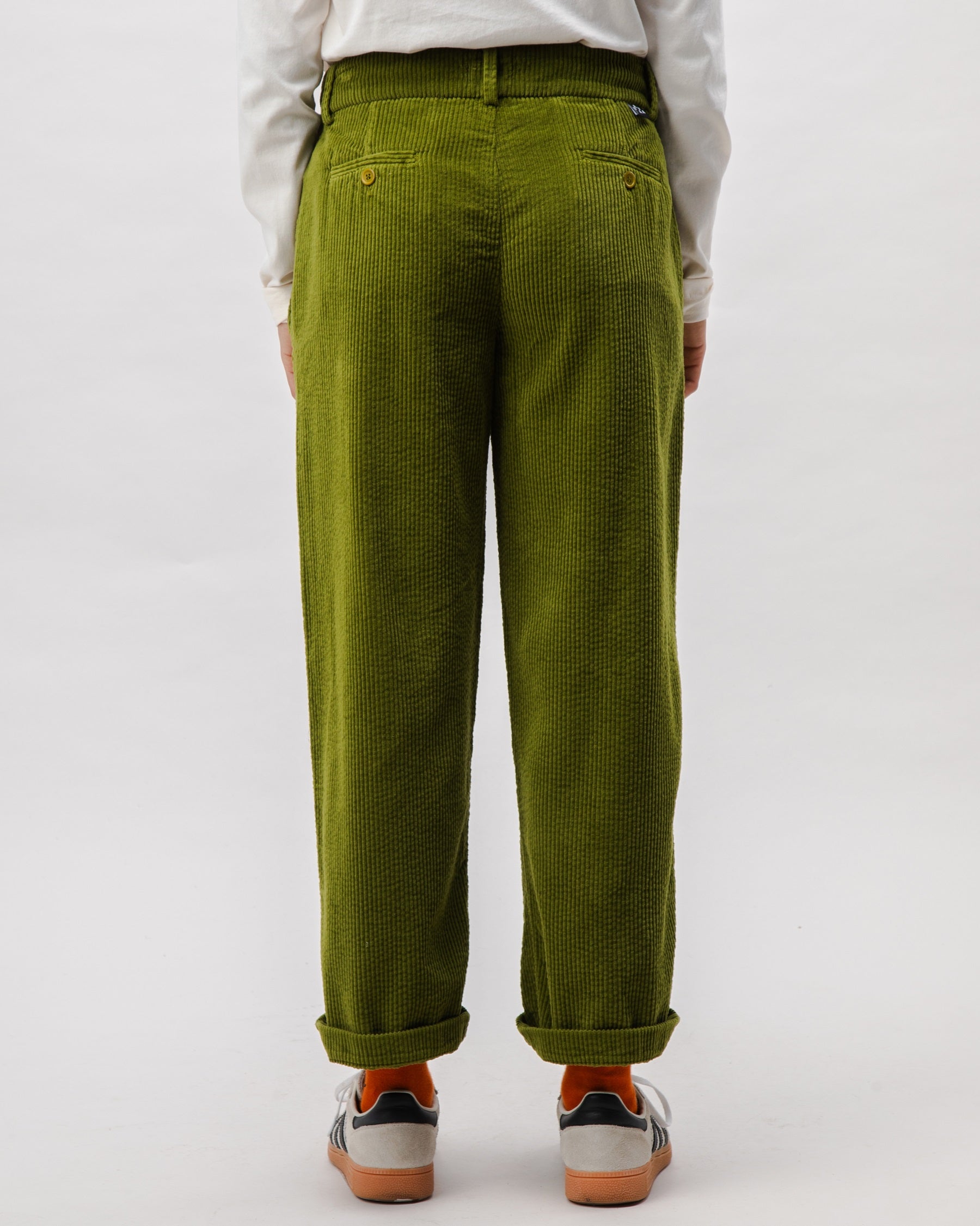 Women Green corduroy pleated pants