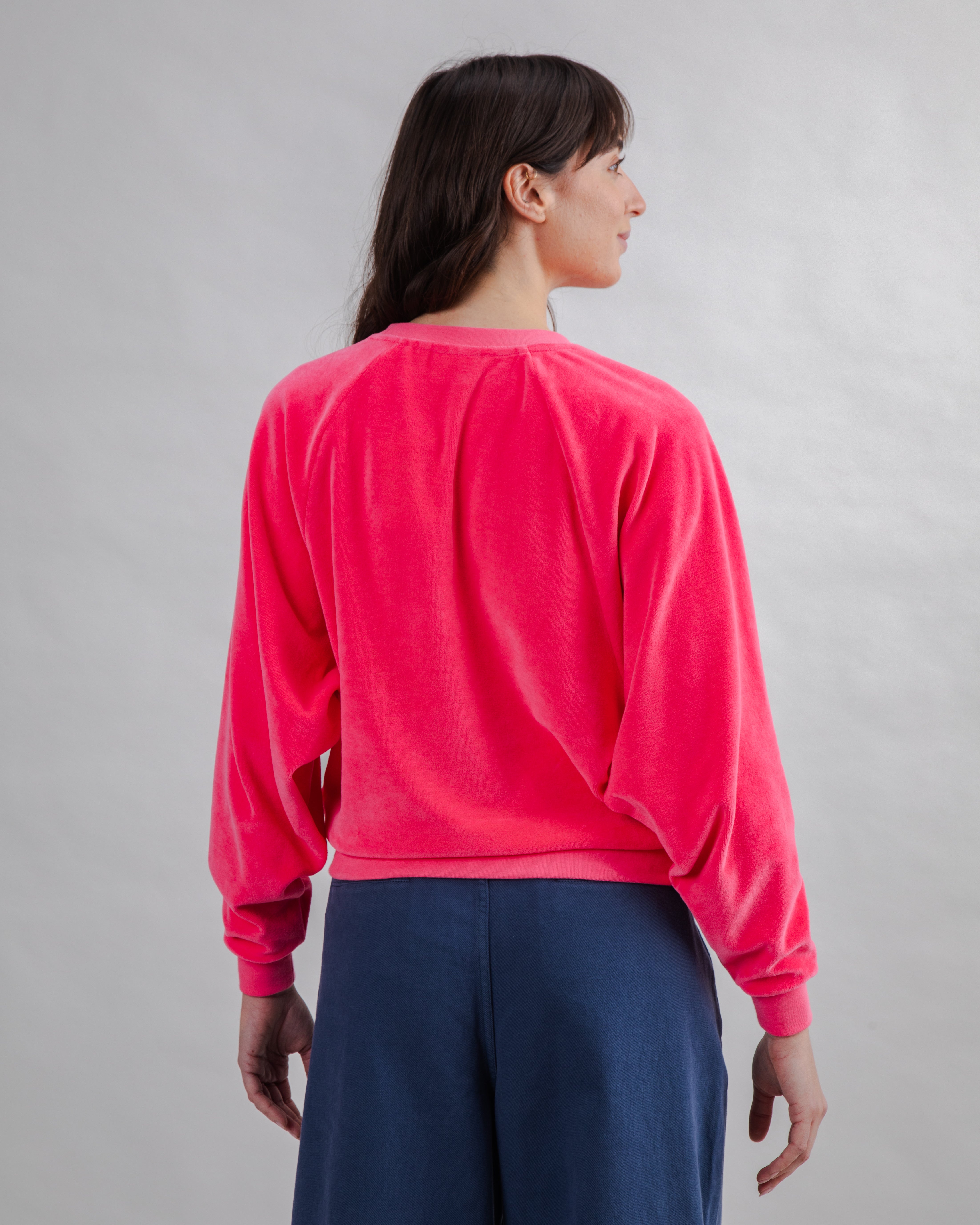 Rosa Velours-Sweatshirt