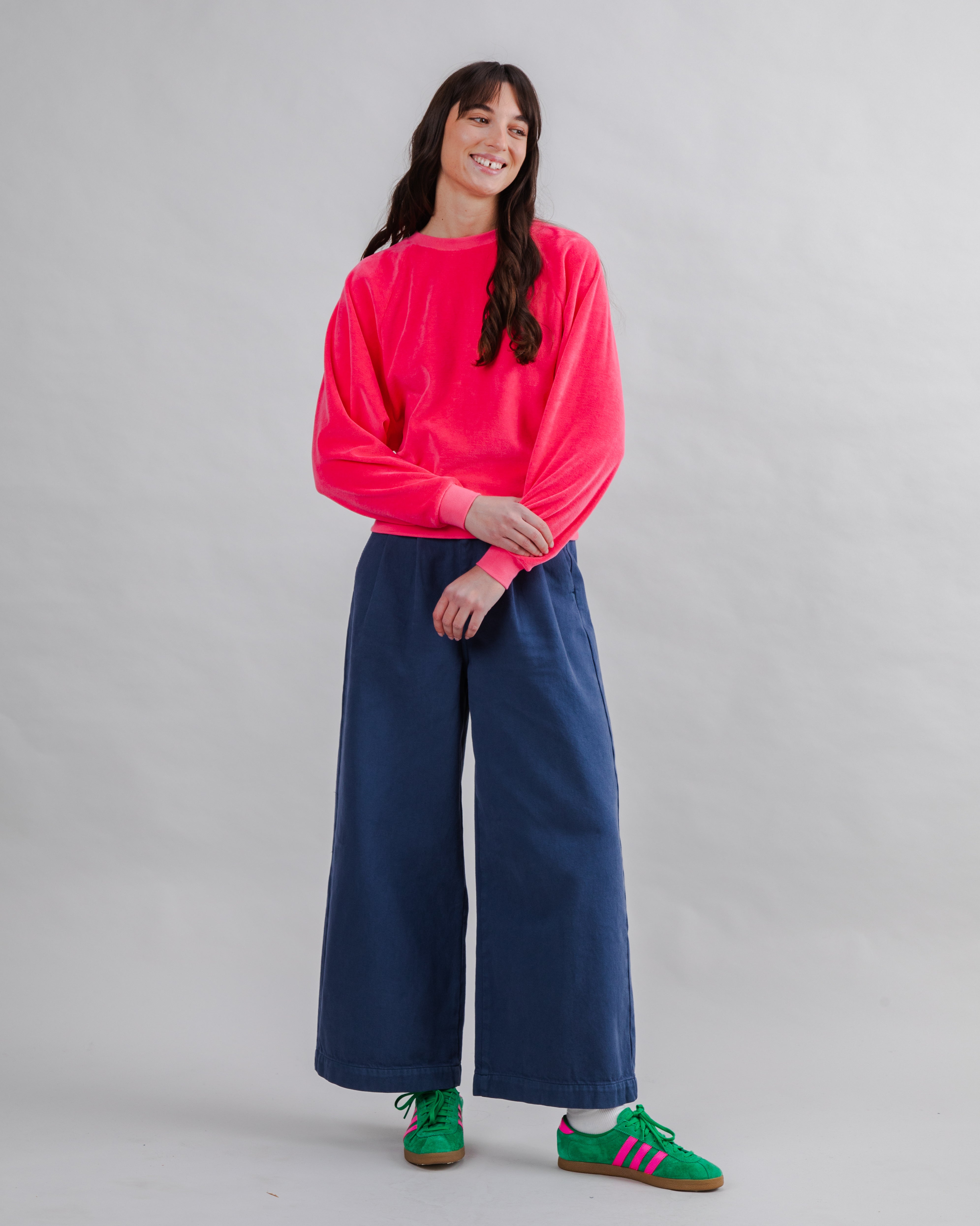 Rosa Velours-Sweatshirt