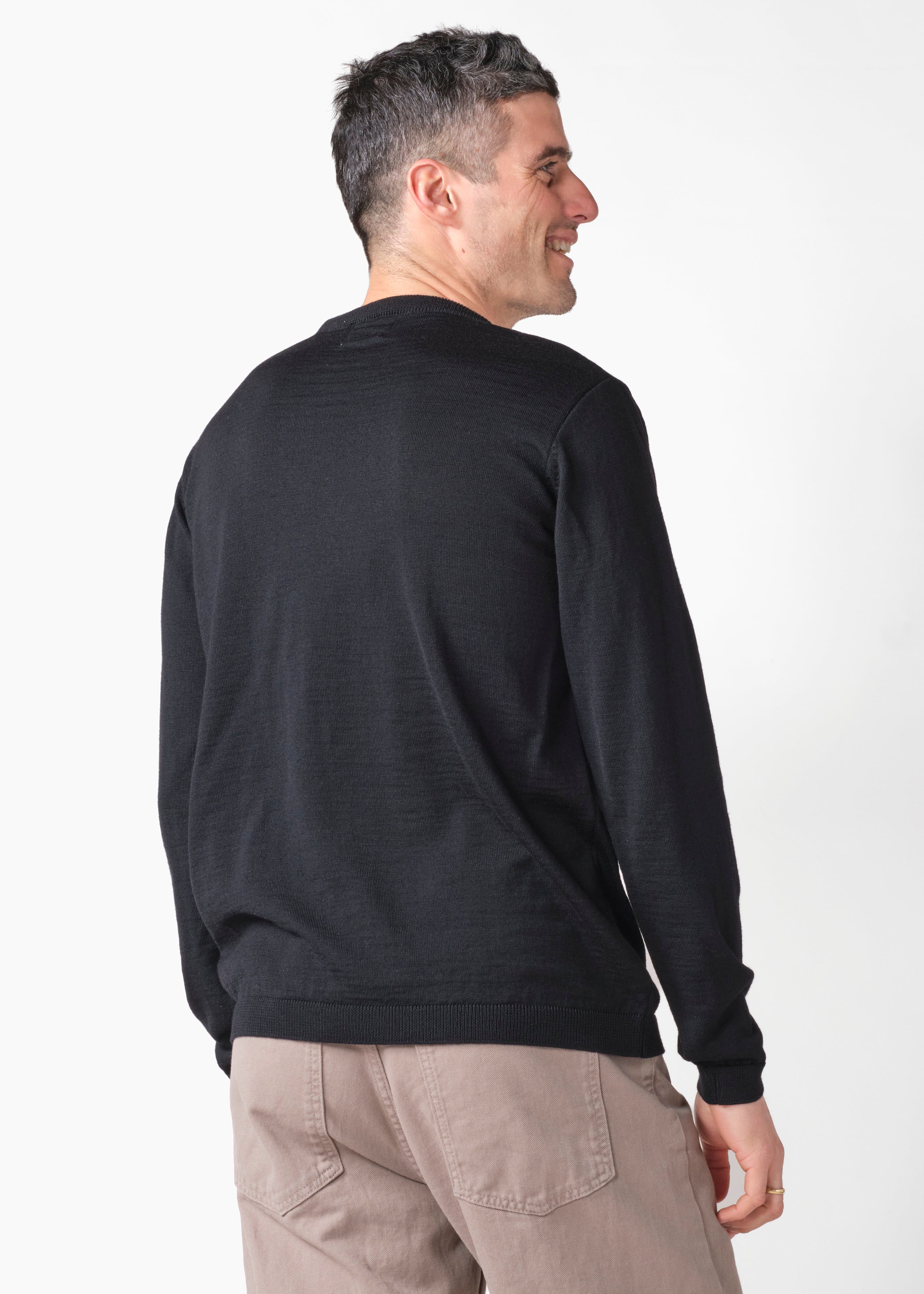 Pull fin mérinos noir