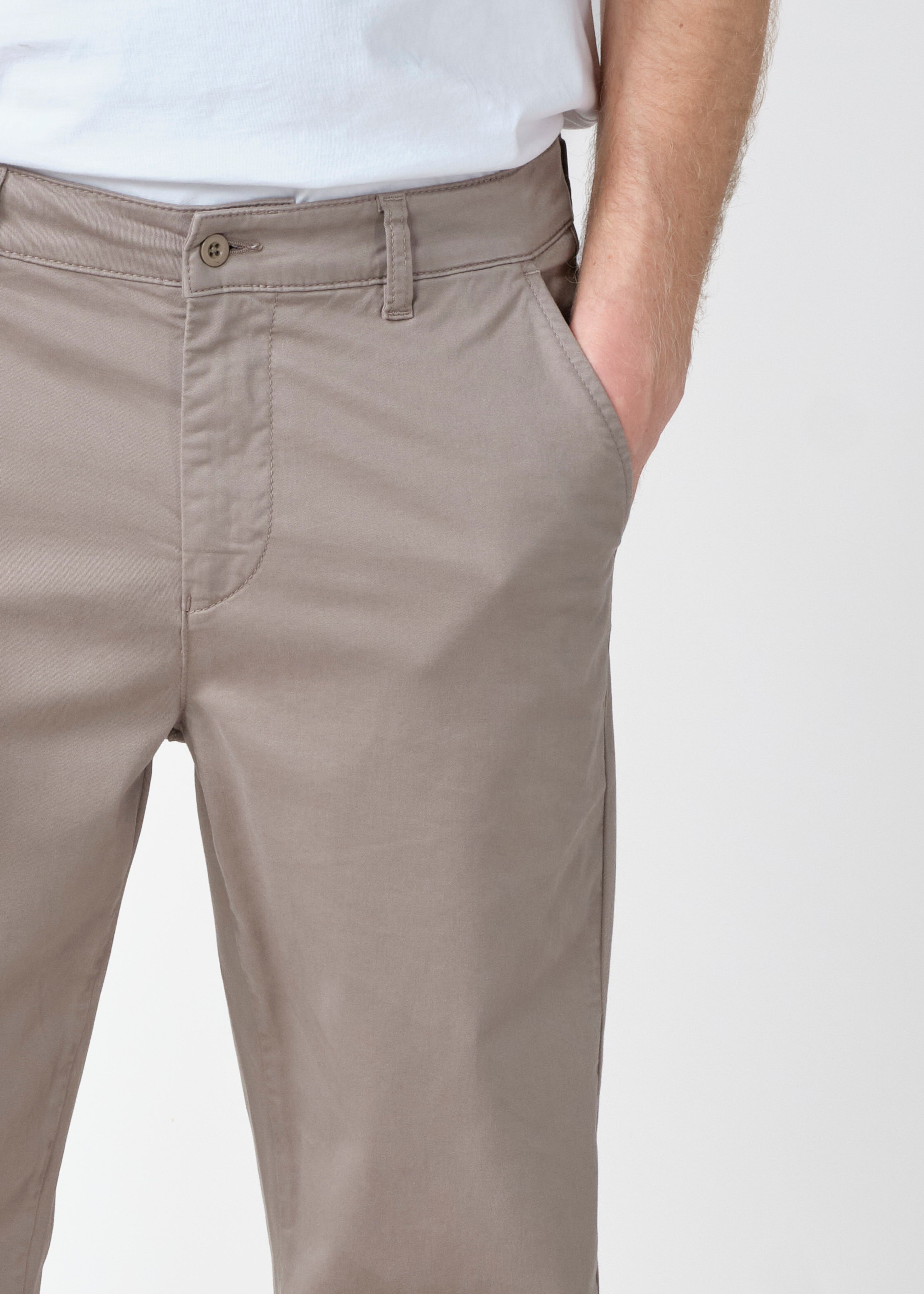 Chino West Taupe