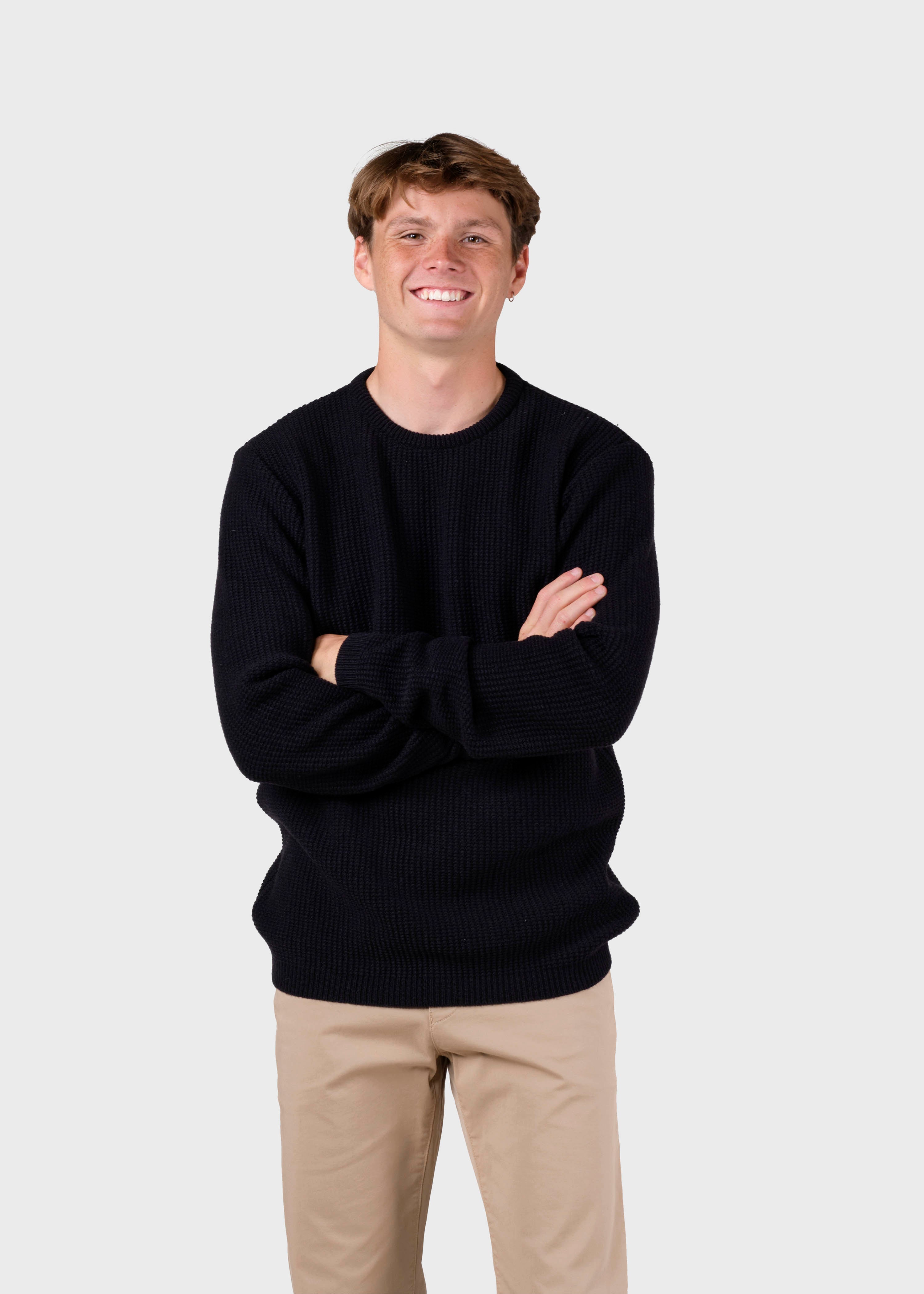 Frede Black Sweater