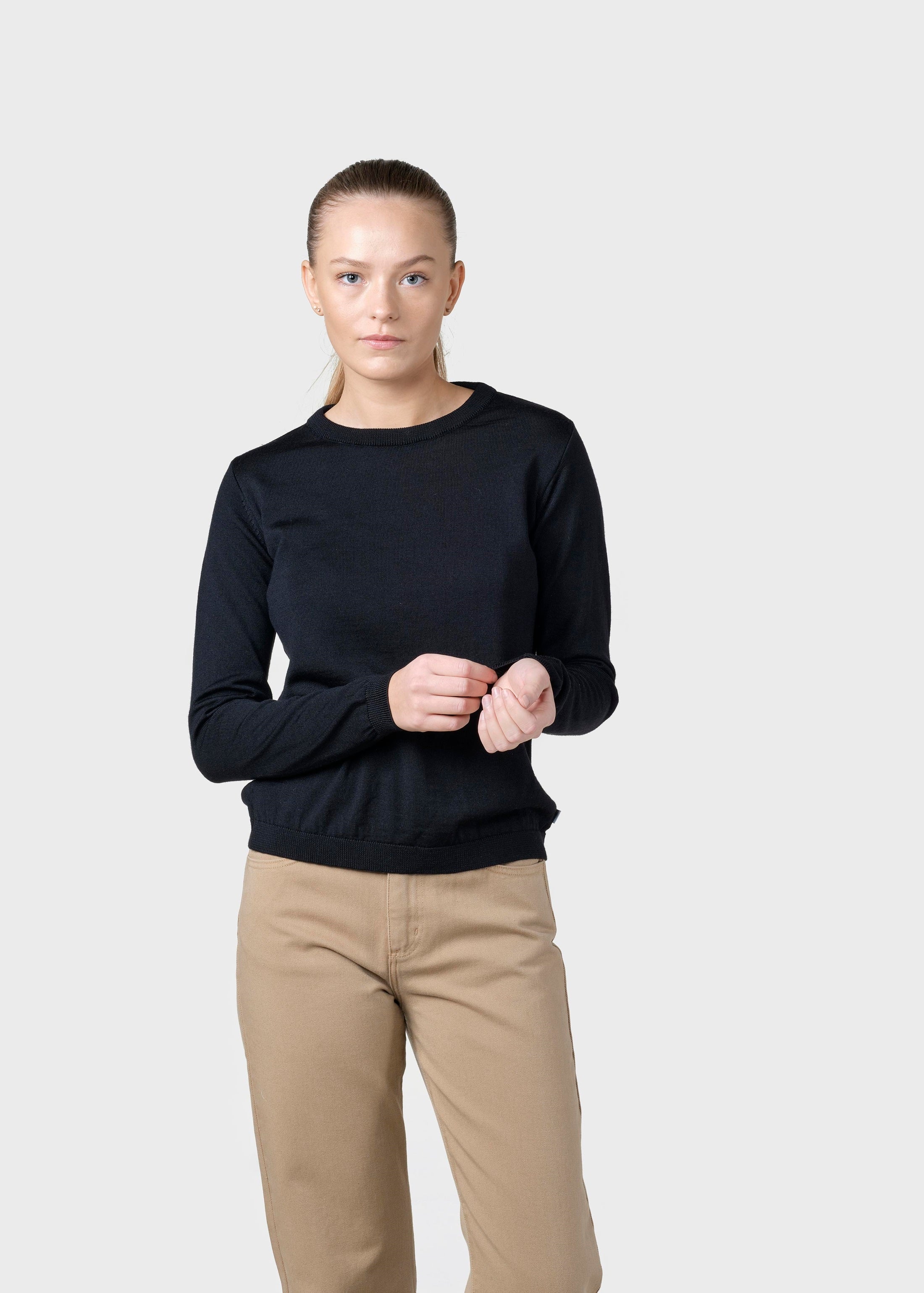 Damen Schwarzer Merinos Pullover