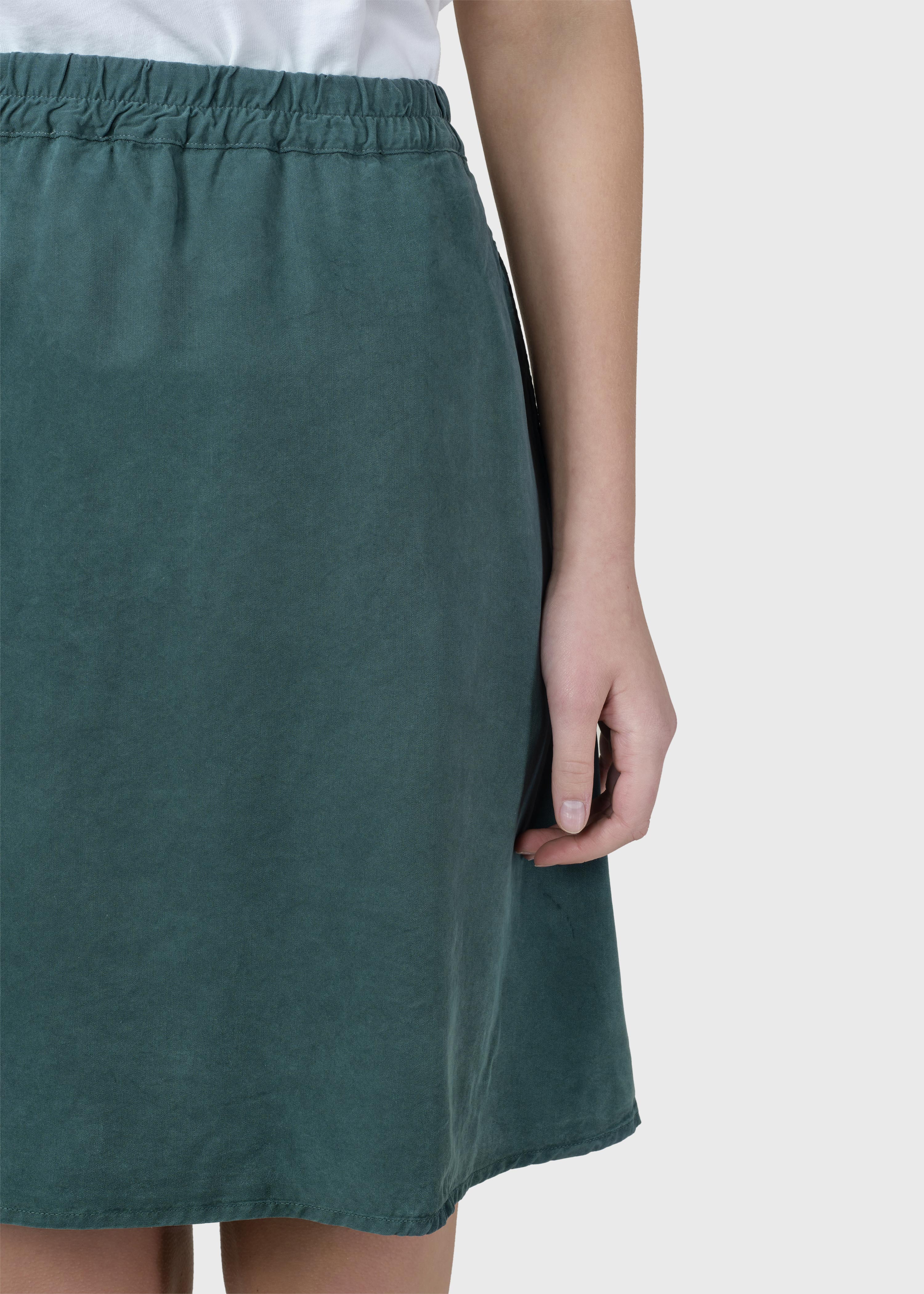 Short lyocell skirt Ramona green