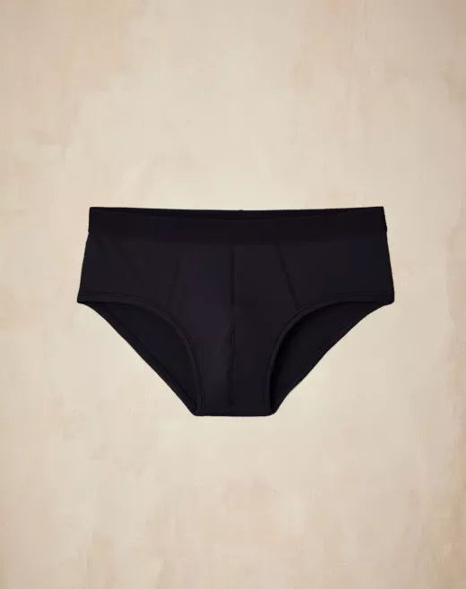 Maël Schwarze Briefs