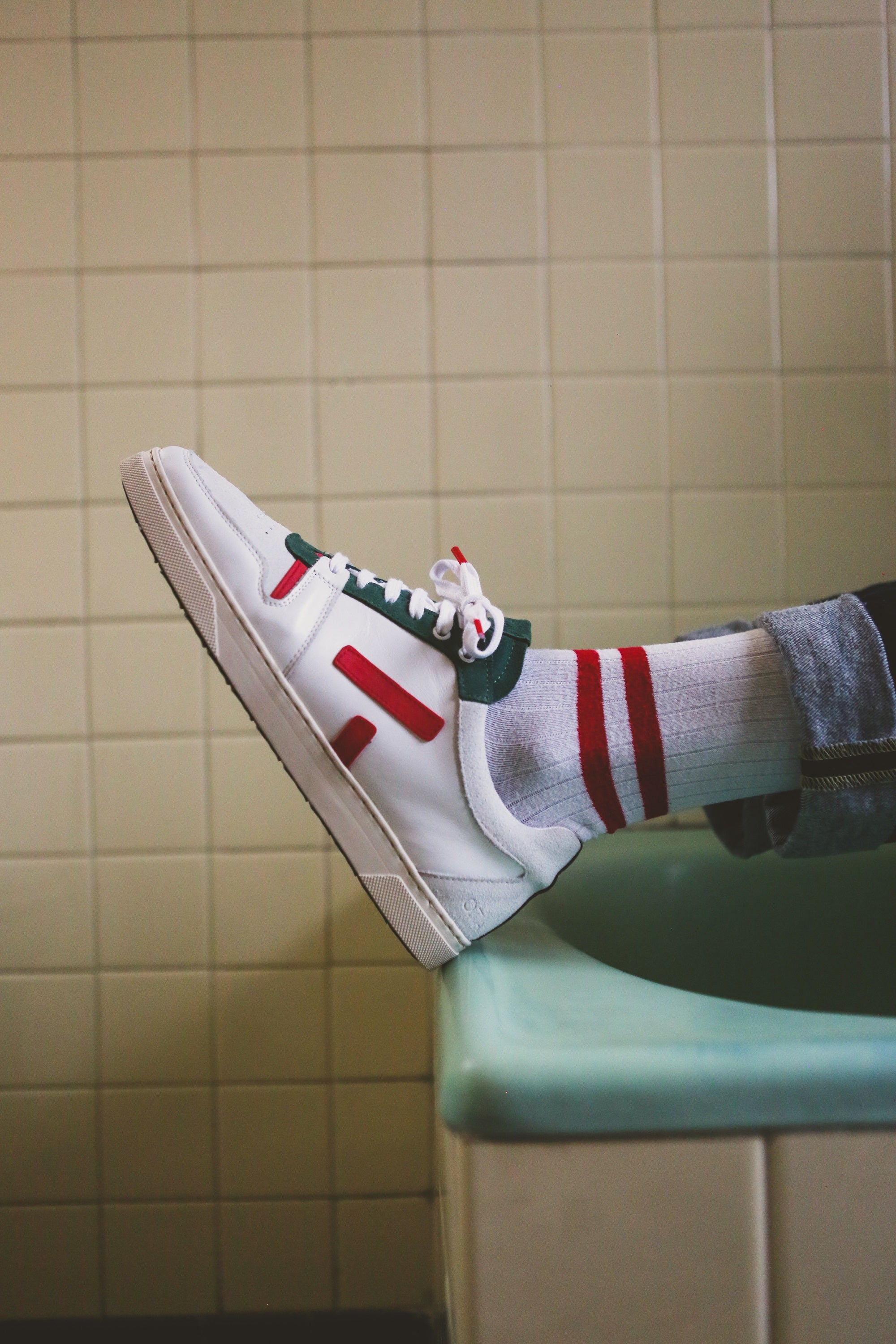 Leather sneakers Sansaho Red and Green