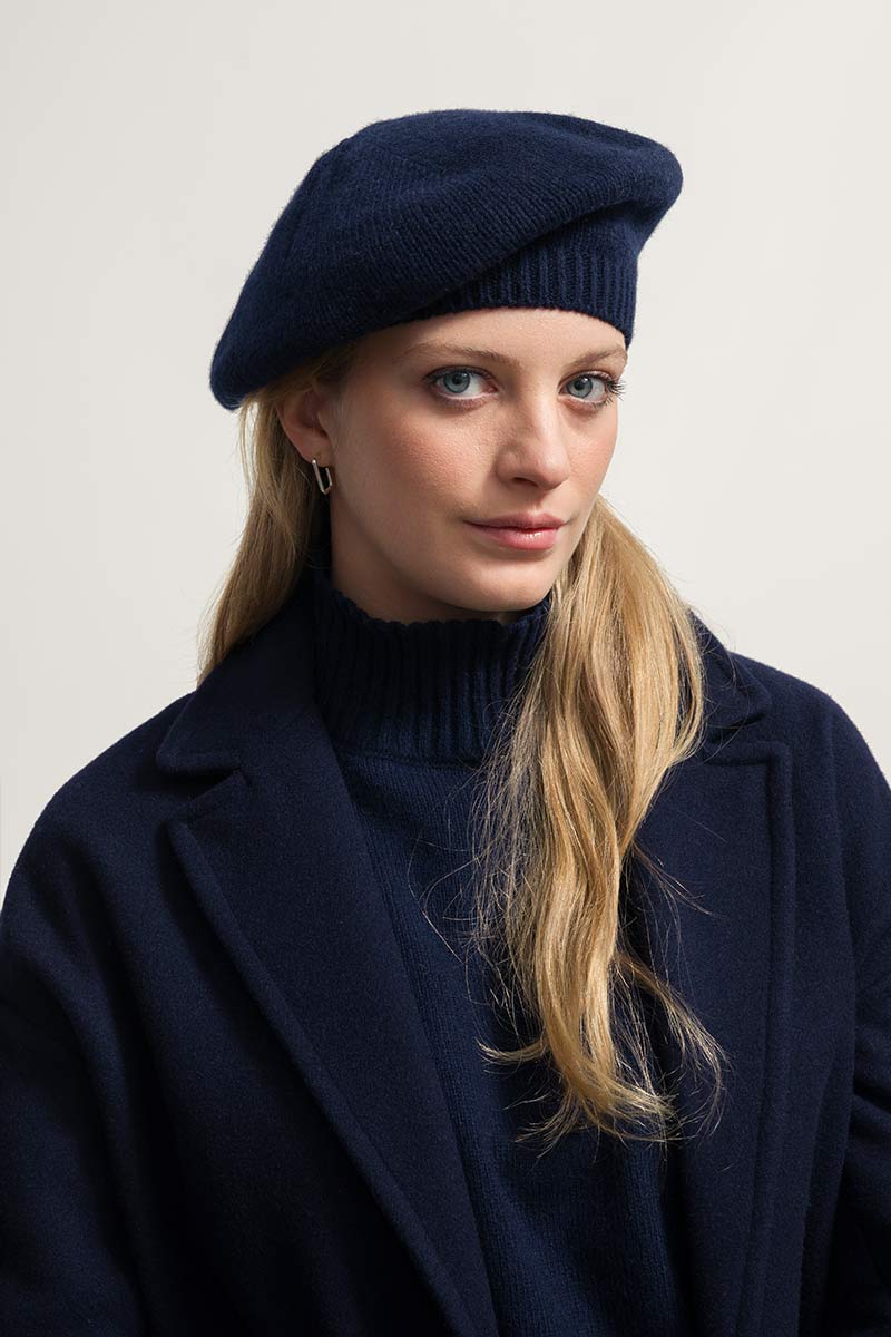 Recycled cashmere beret Nive Navy