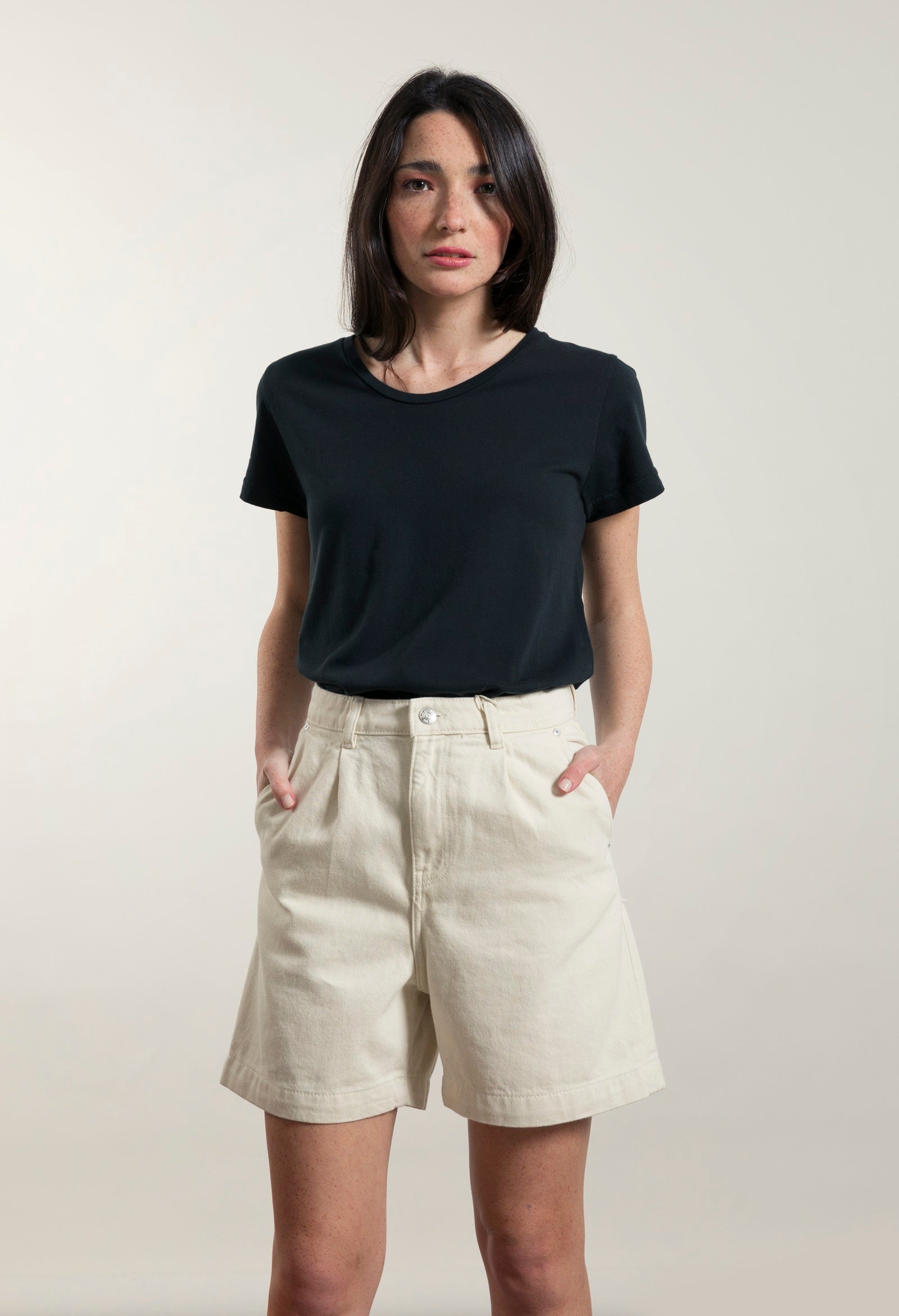 T-shirt femme en coton bio Franca noir