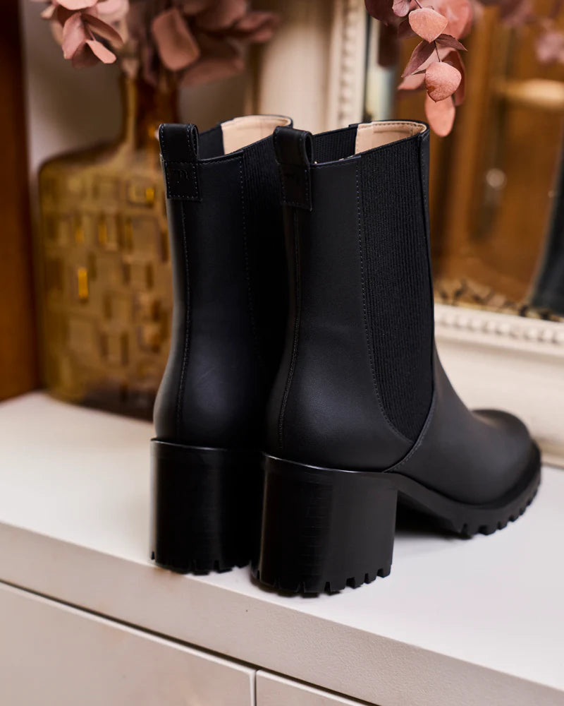 Stiefeletten Eugenie Schwarz