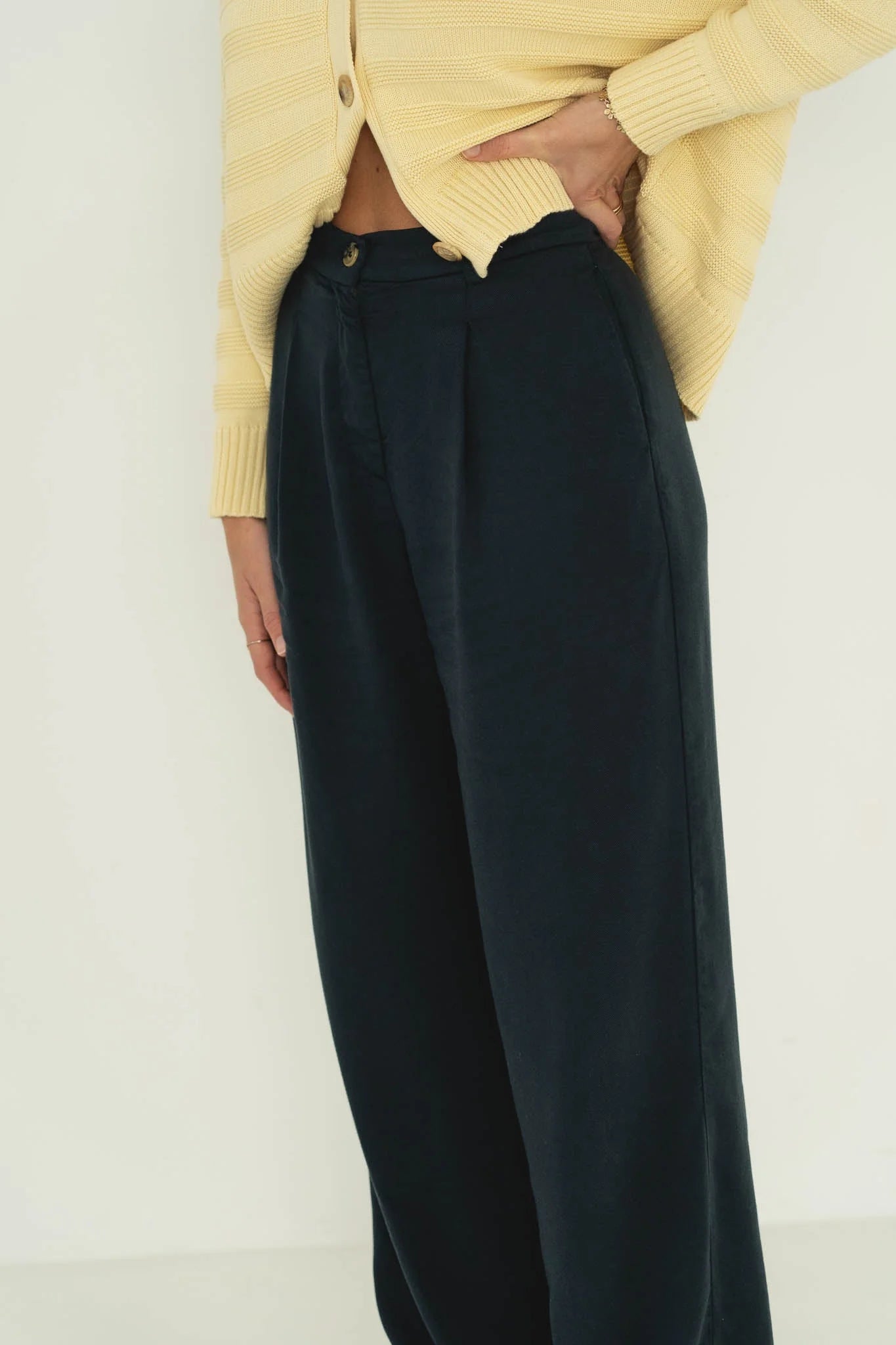 High Waist Trousers Mara Navy