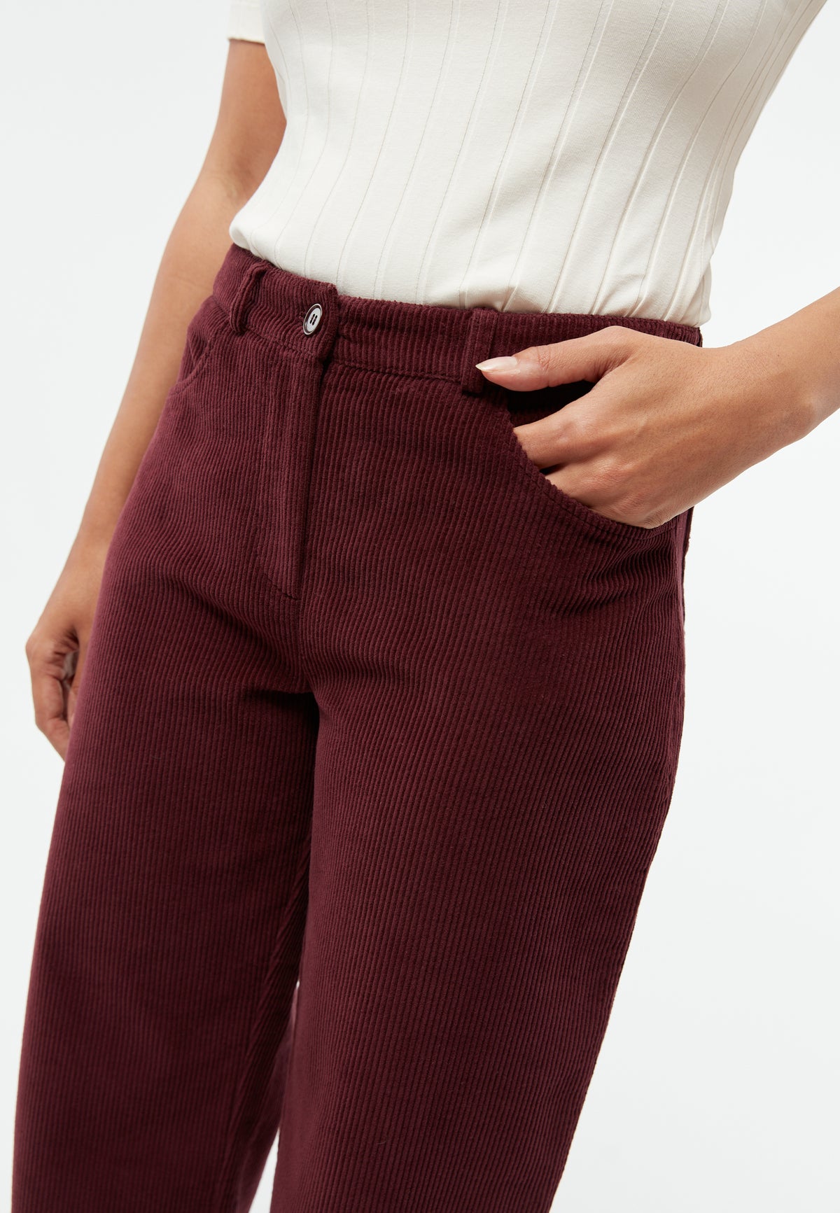 Coralie Wine Red Hose