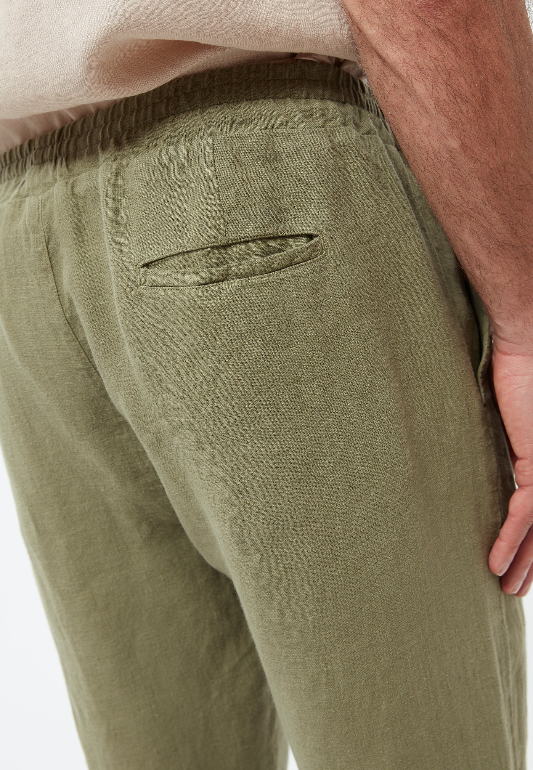 Pantalon en lin Eric Olive