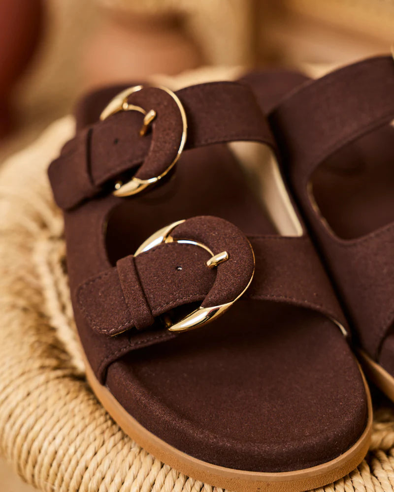 Camélia Chocolate Sandals